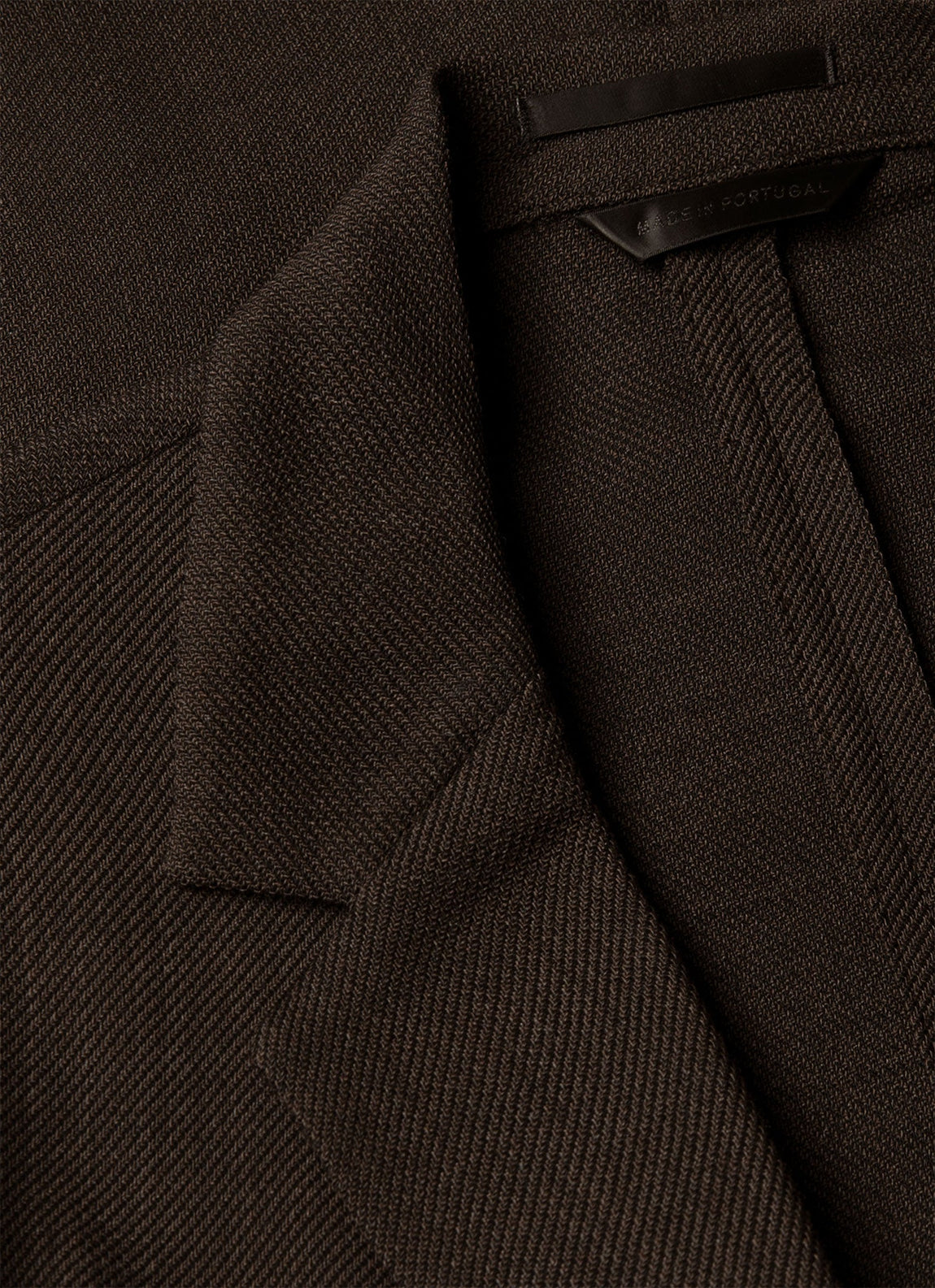 Men's Textured Wool Two-Piece Suit in Truffle