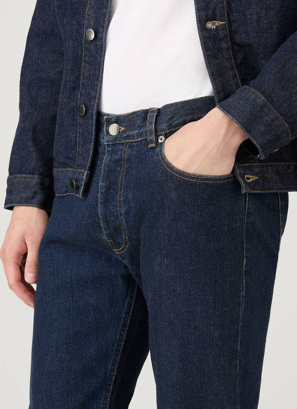 Men's Slim Fit Jeans in Rinse Wash Denim