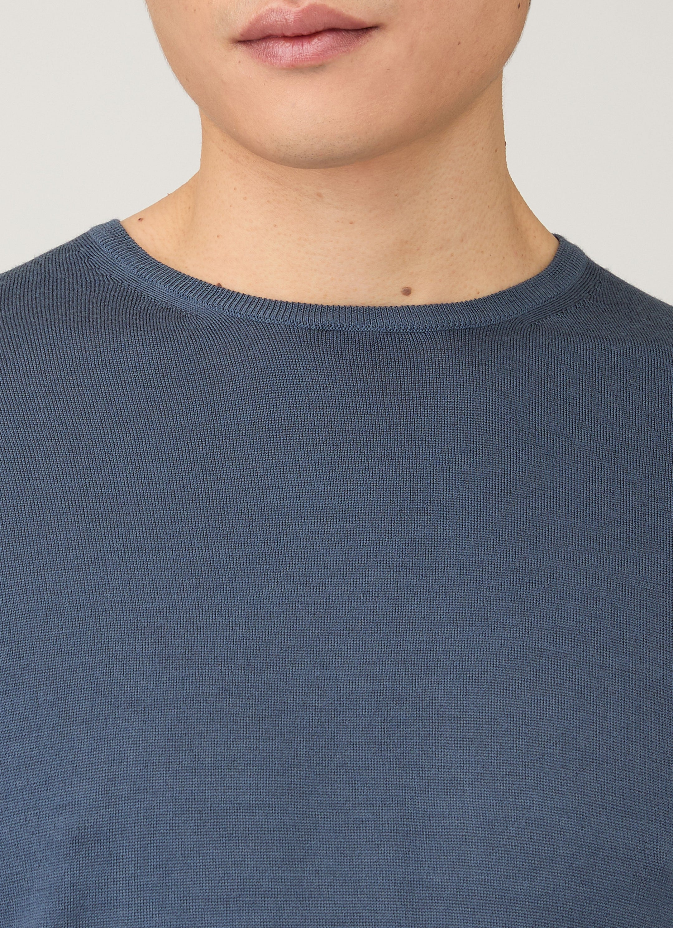 Men's Extra-Fine Merino Crew Neck in Slate Blue