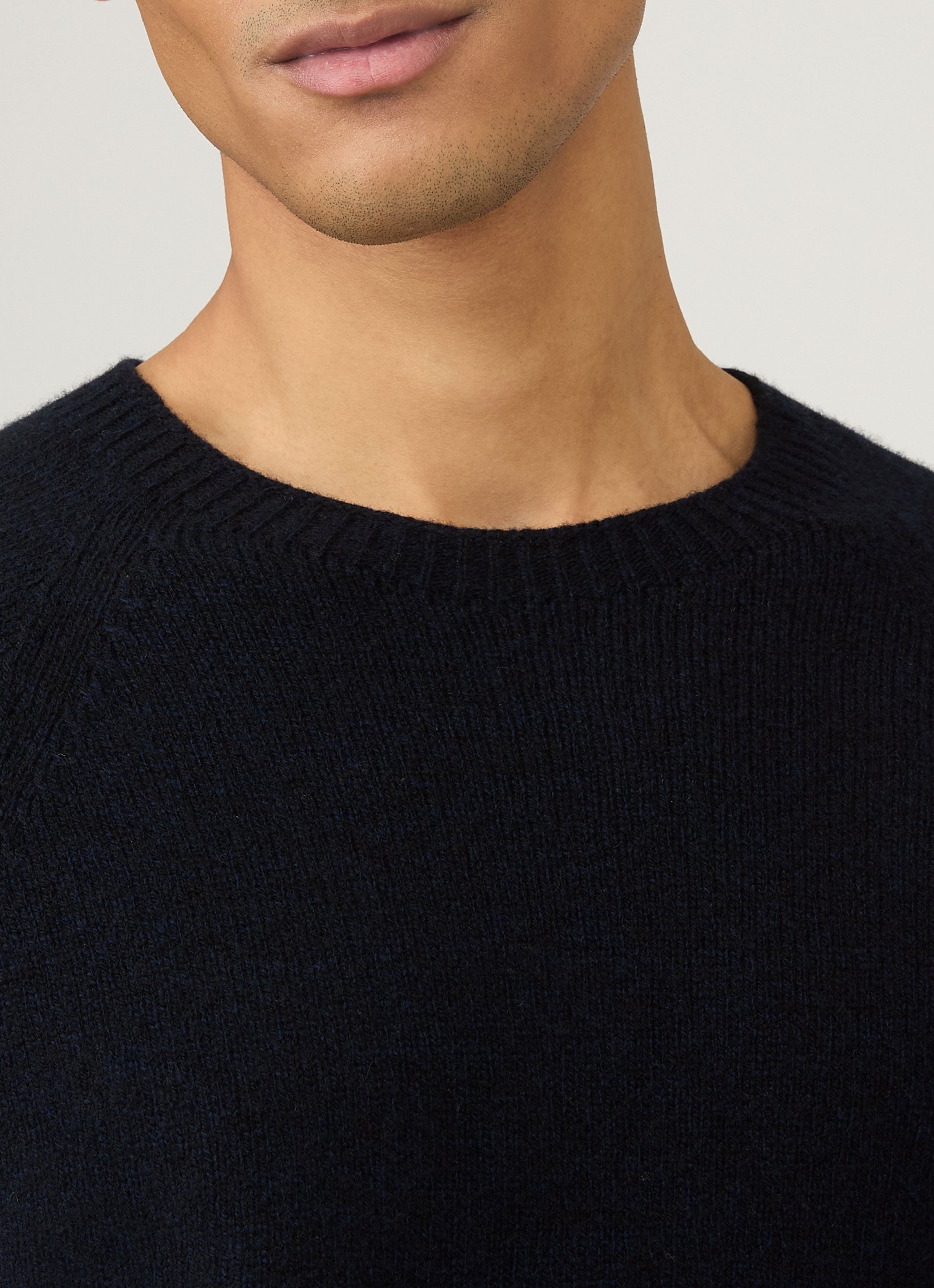 Men's Lambswool Crew Neck Jumper in Dark Navy Mouline