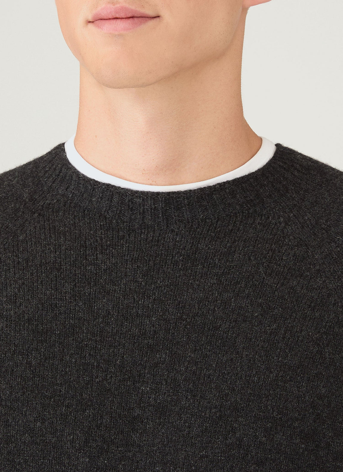 Men's Lambswool Crew Neck Jumper in Charcoal Melange