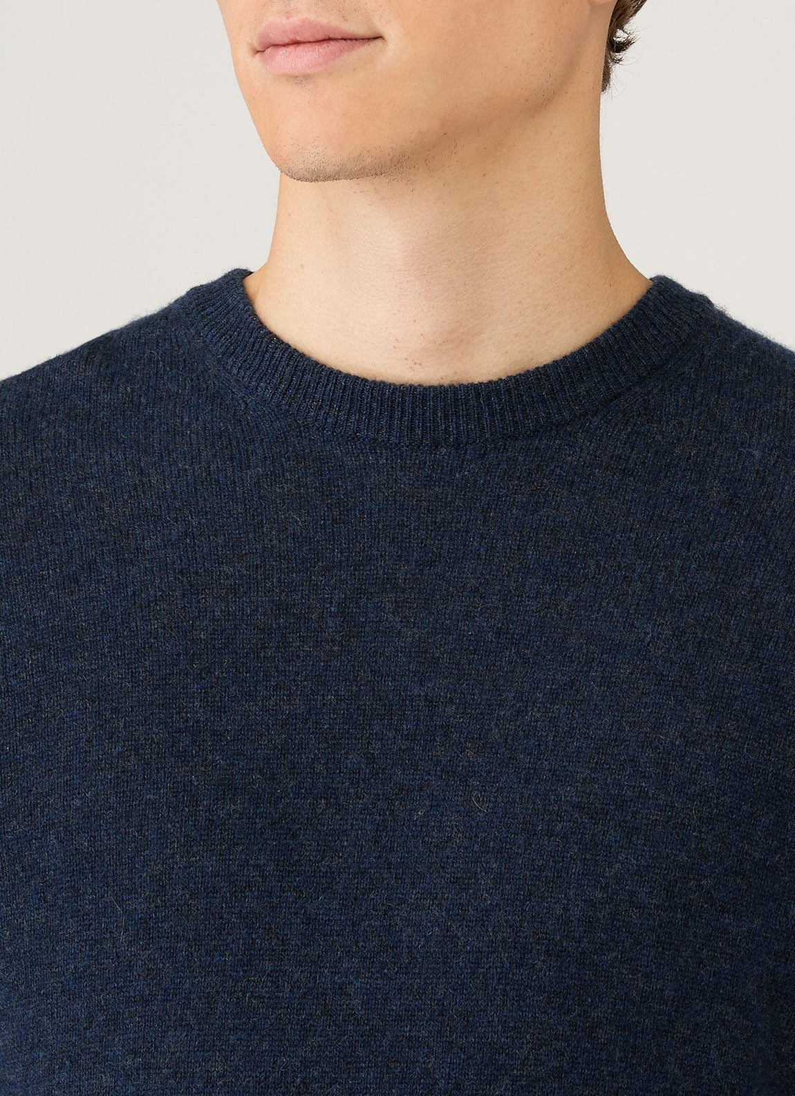 Men's Cashmere Crew Neck Jumper in Navy Melange