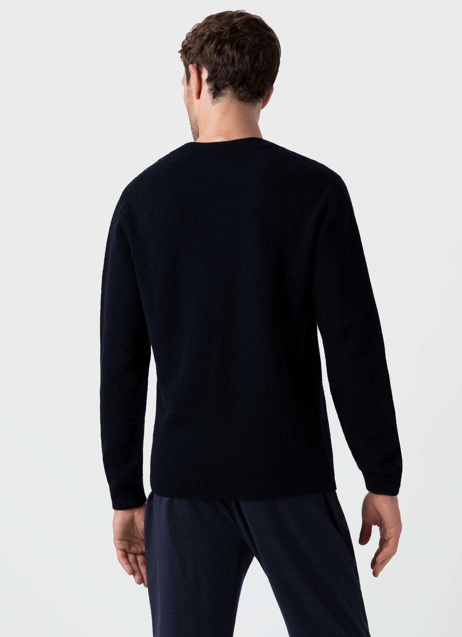 Men's Lambswool V-neck Jumper in Dark Navy Mouline
