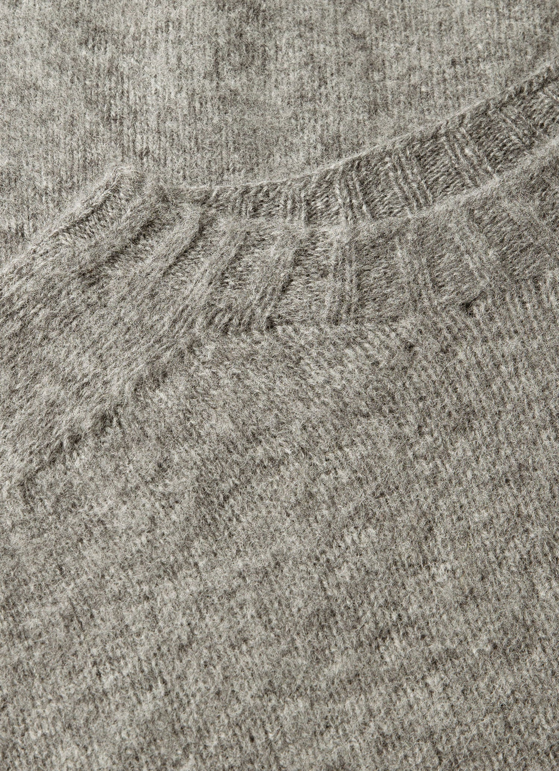 Men's Shetland Crew Neck Jumper in Mid Grey Melange