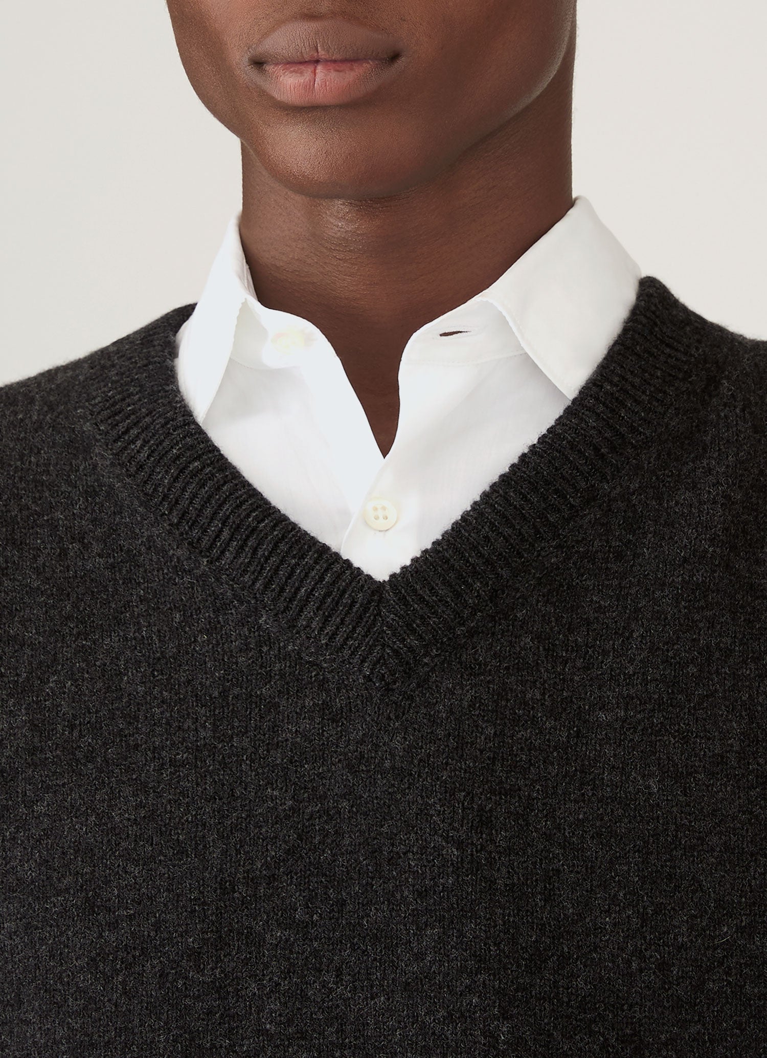 Men's Lambswool Vest in Charcoal Melange