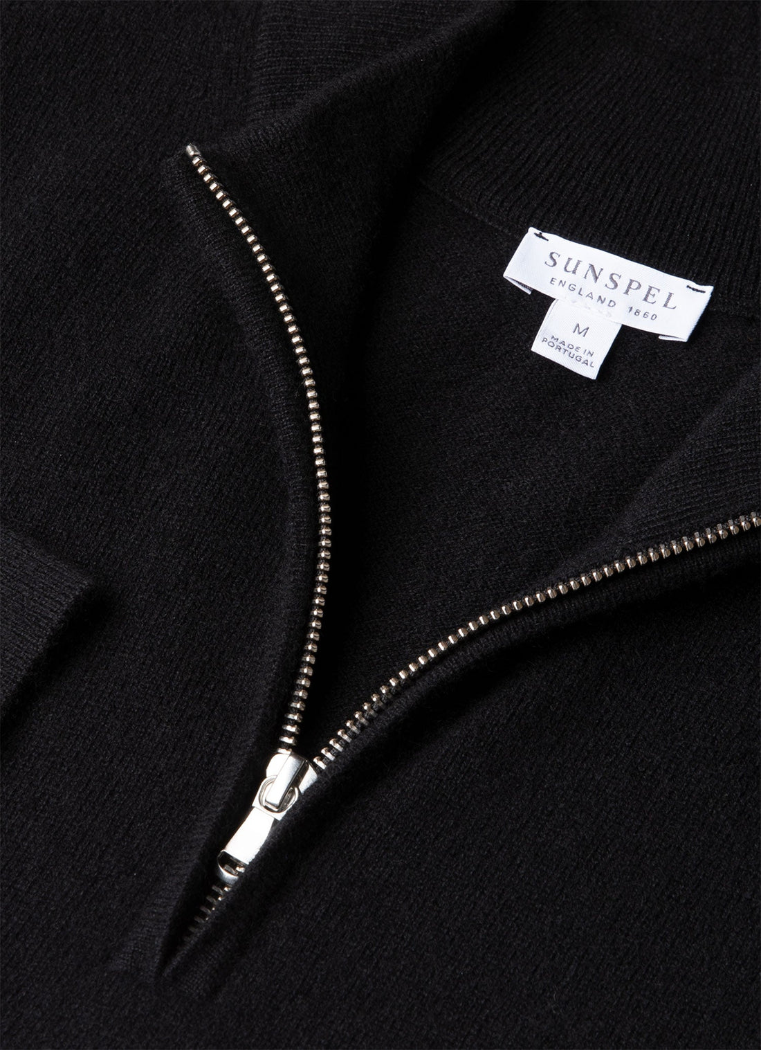 Men's Cashmere Half Zip Jumper in Black