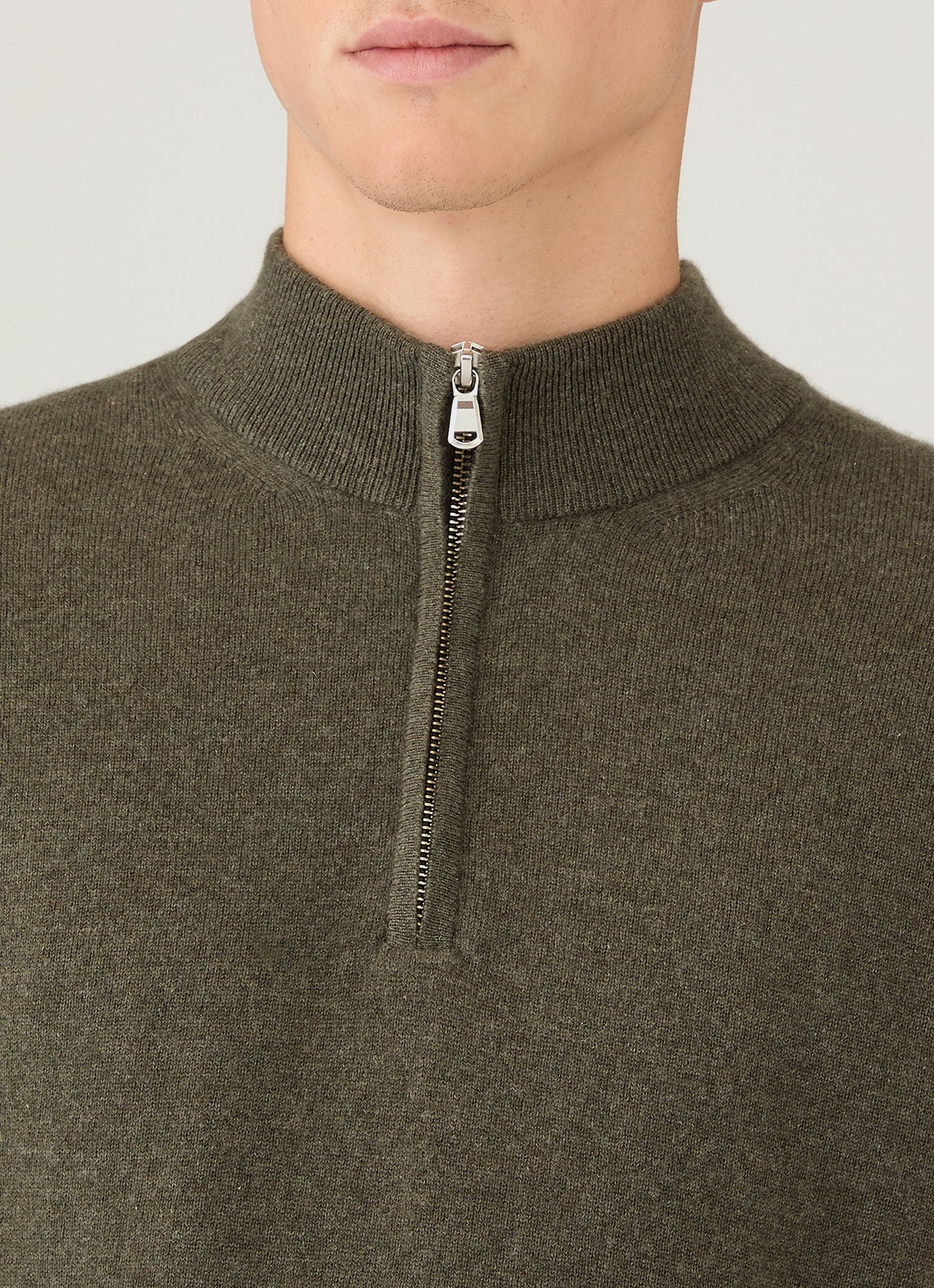 Men's Cashmere Half Zip Jumper in Khaki