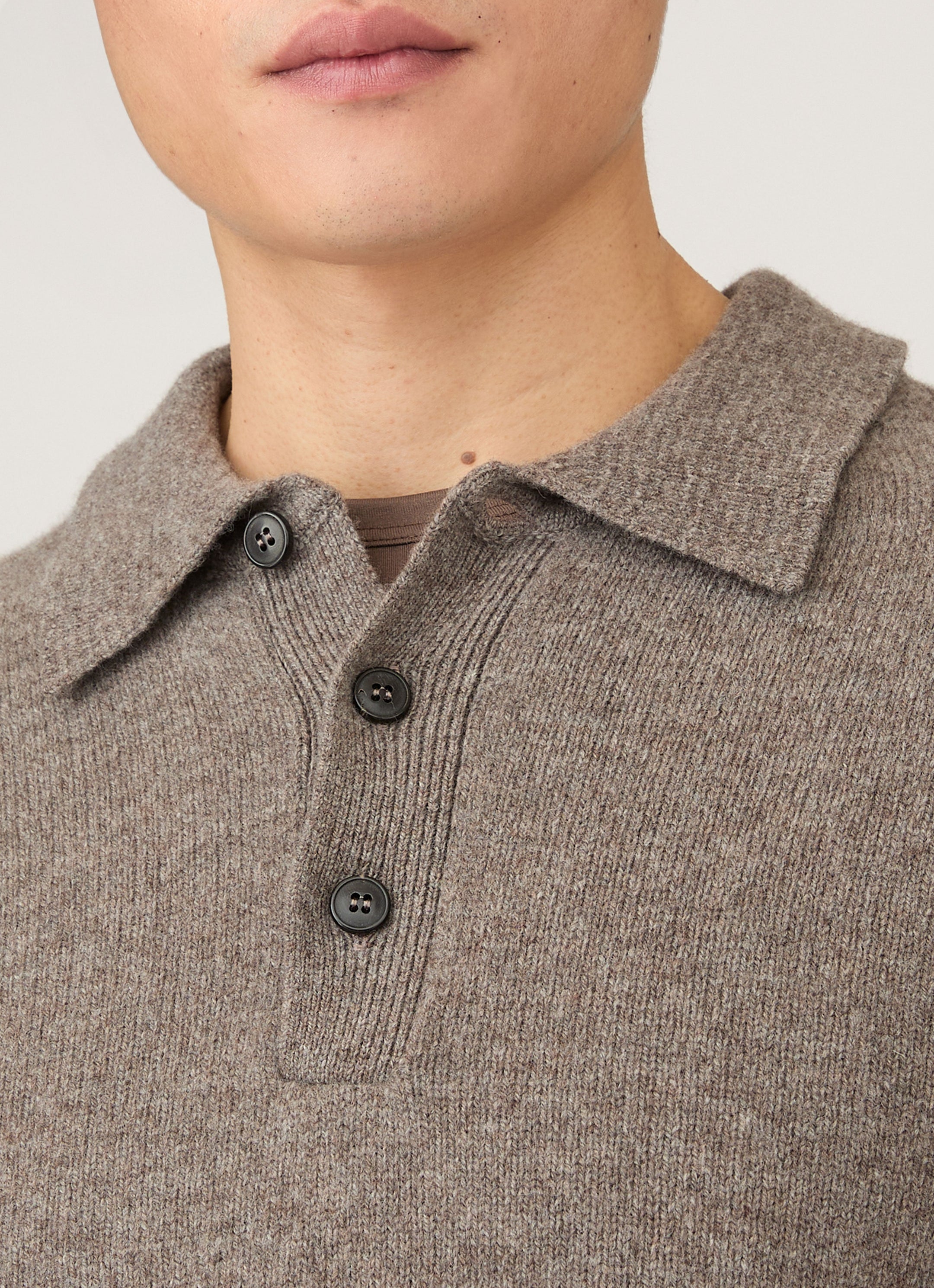 Men's Lambswool Knitted Polo Shirt in Bark