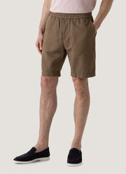 Men's Cotton Linen Drawstring Shorts in Dark Tan