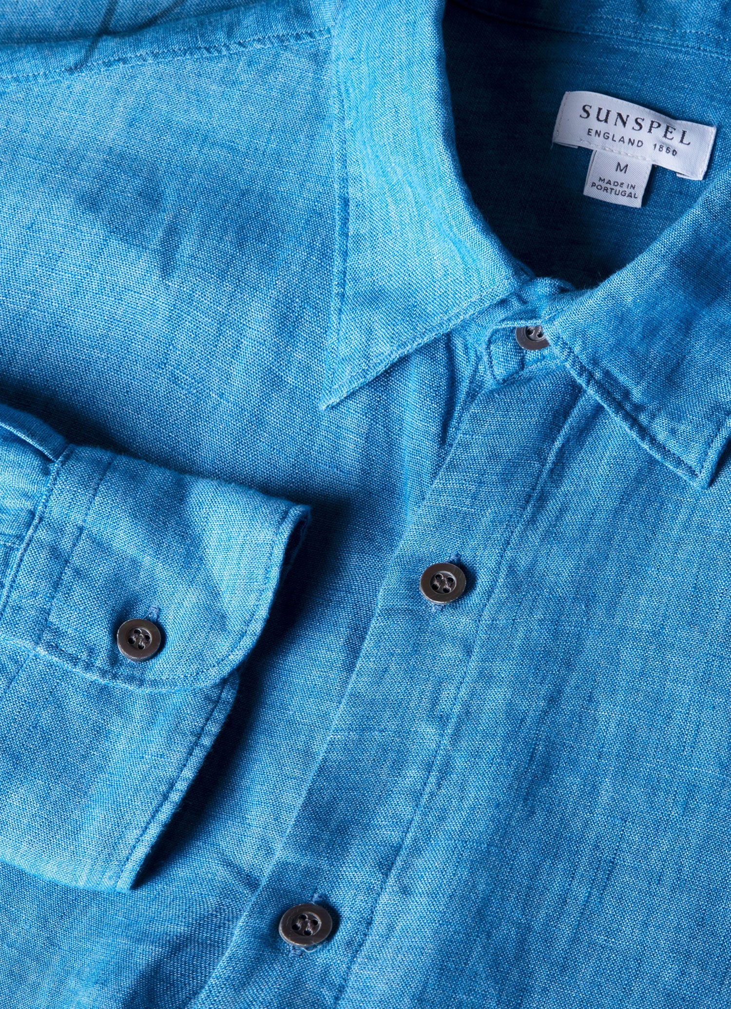 Men's Linen Shirt in Cool Blue