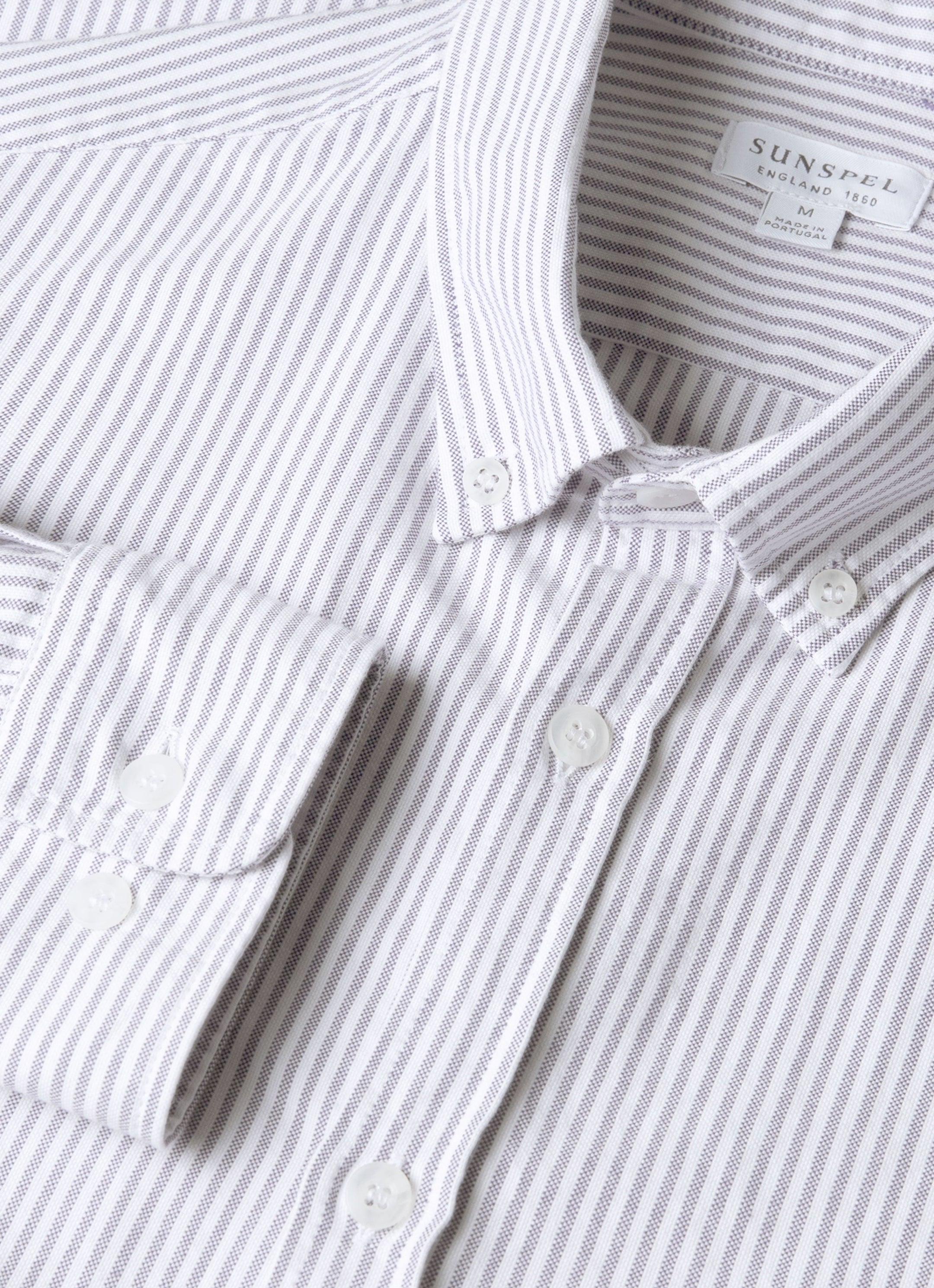 Men's Button Down Oxford Shirt in White/Navy