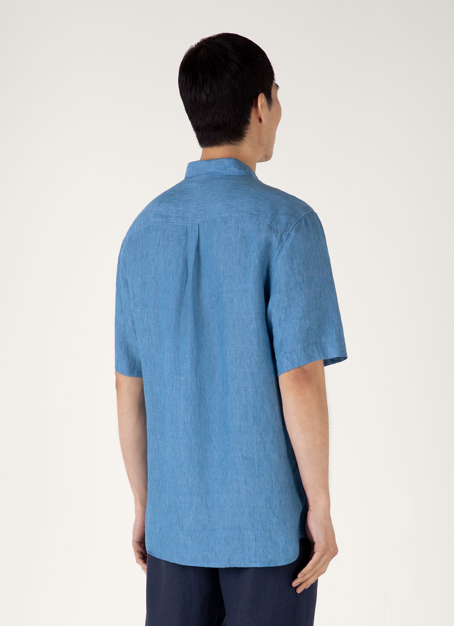 Men's Short Sleeve Linen Shirt in Cool Blue