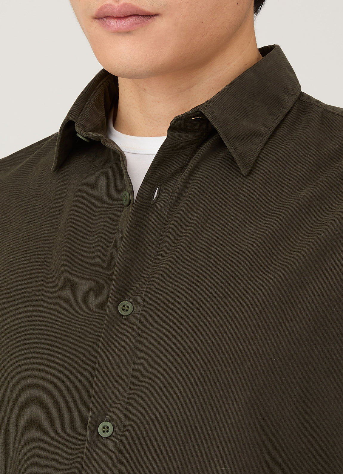 Men's Fine Cord Shirt in Dark Green
