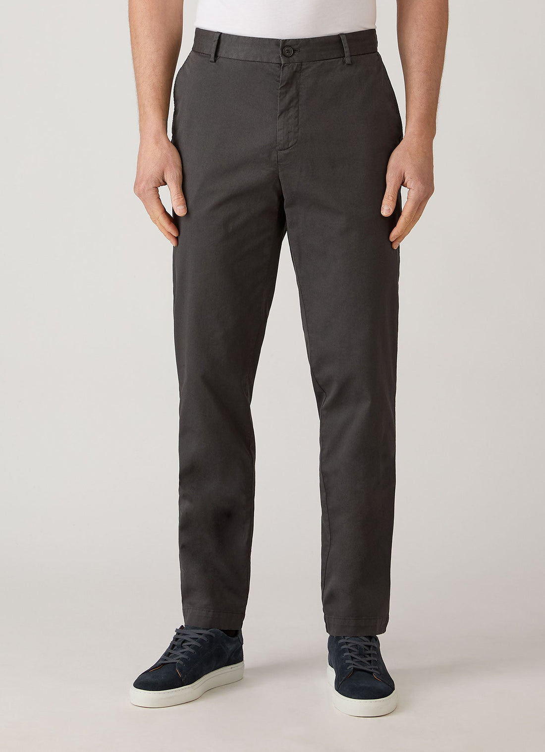 Men's Regular Fit Chino in Anthracite