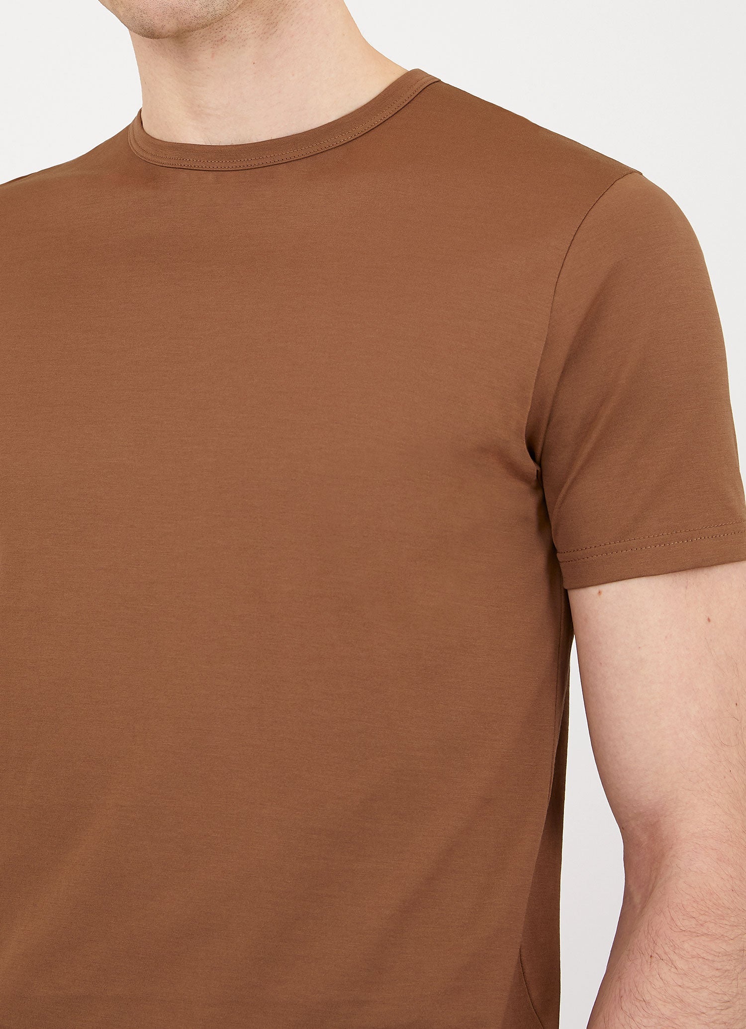 Men's Classic T-shirt in Mushroom