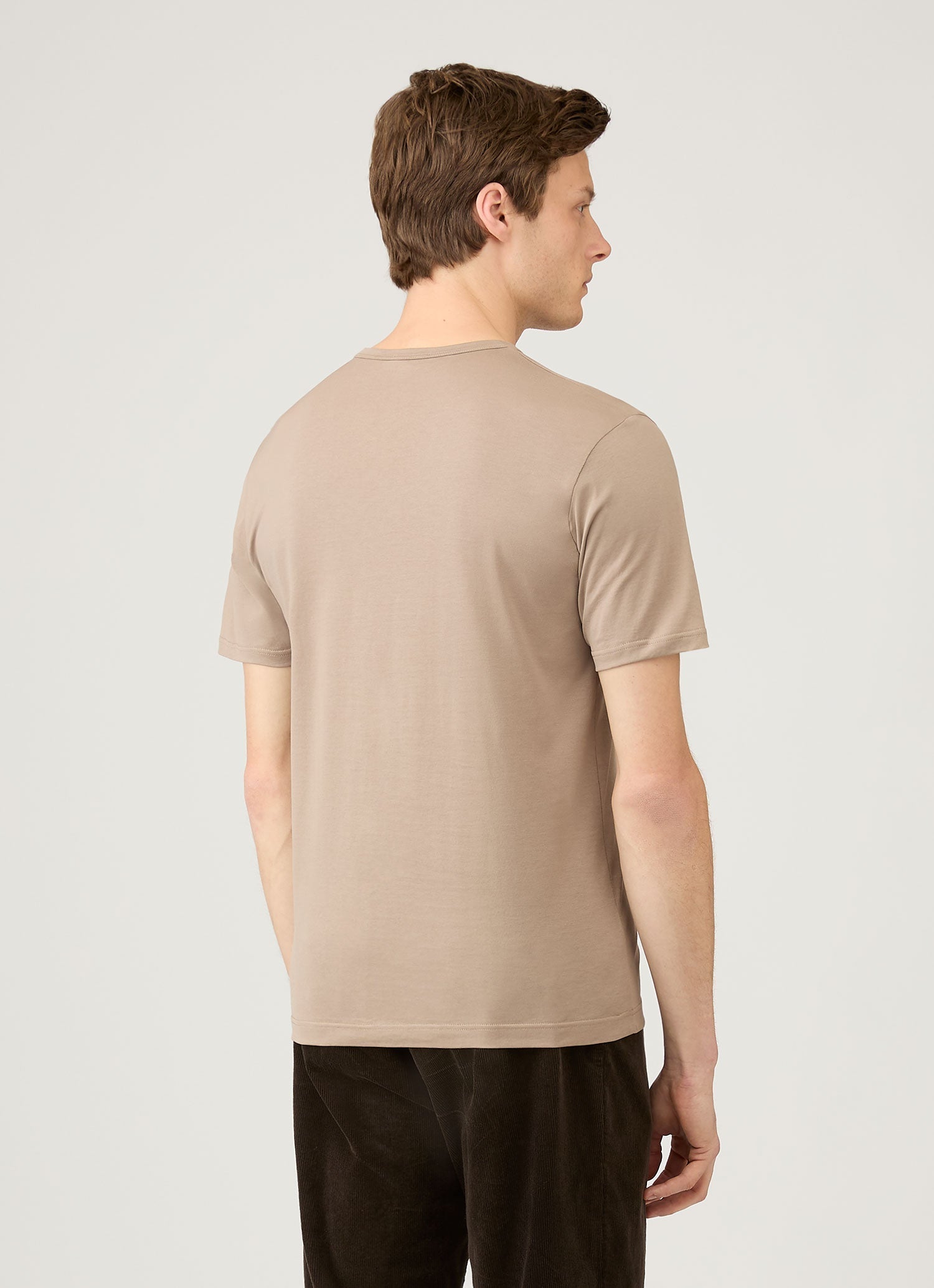 Men's Classic T-shirt in Mink
