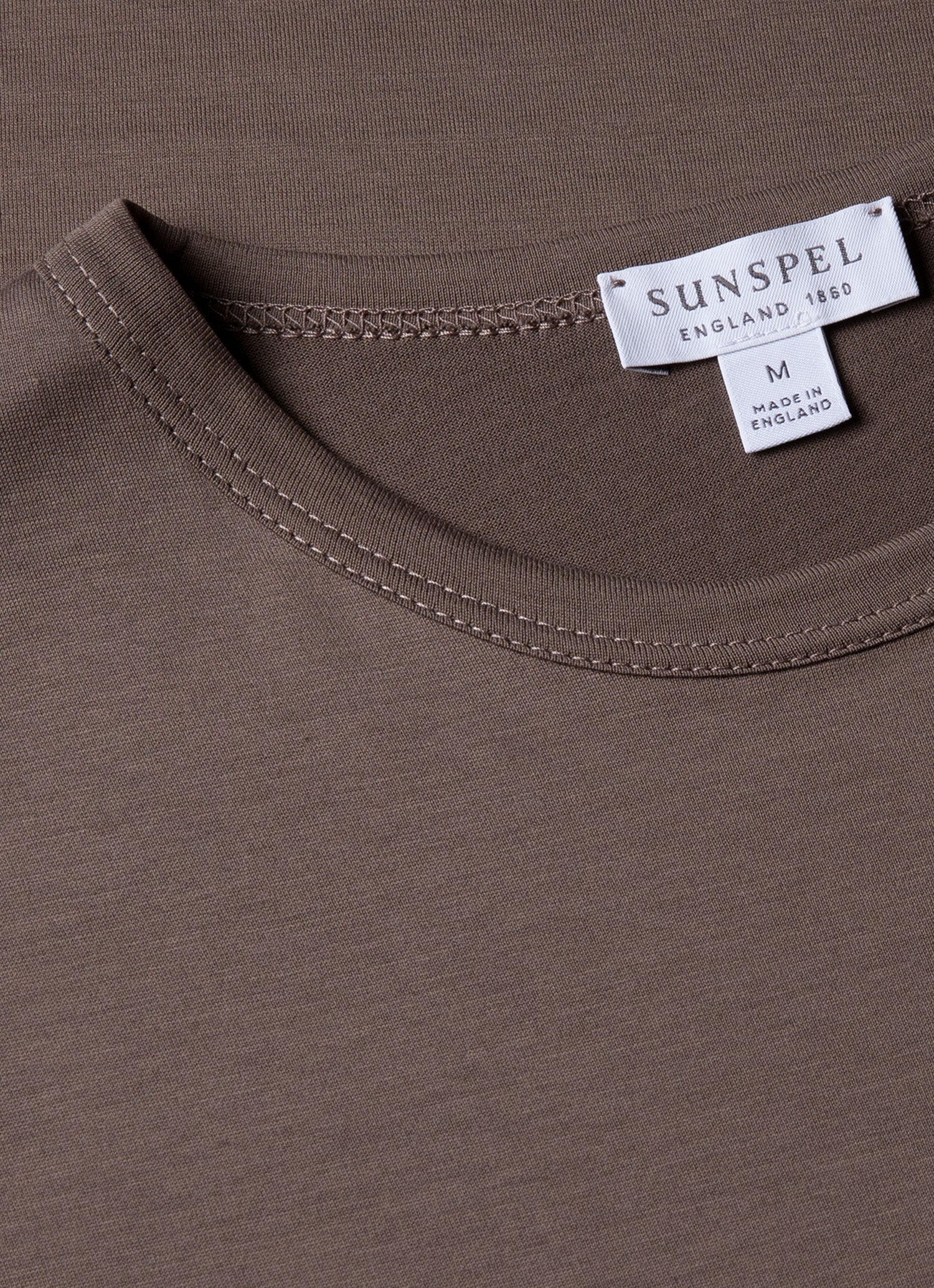 Men's Classic T-shirt in Walnut