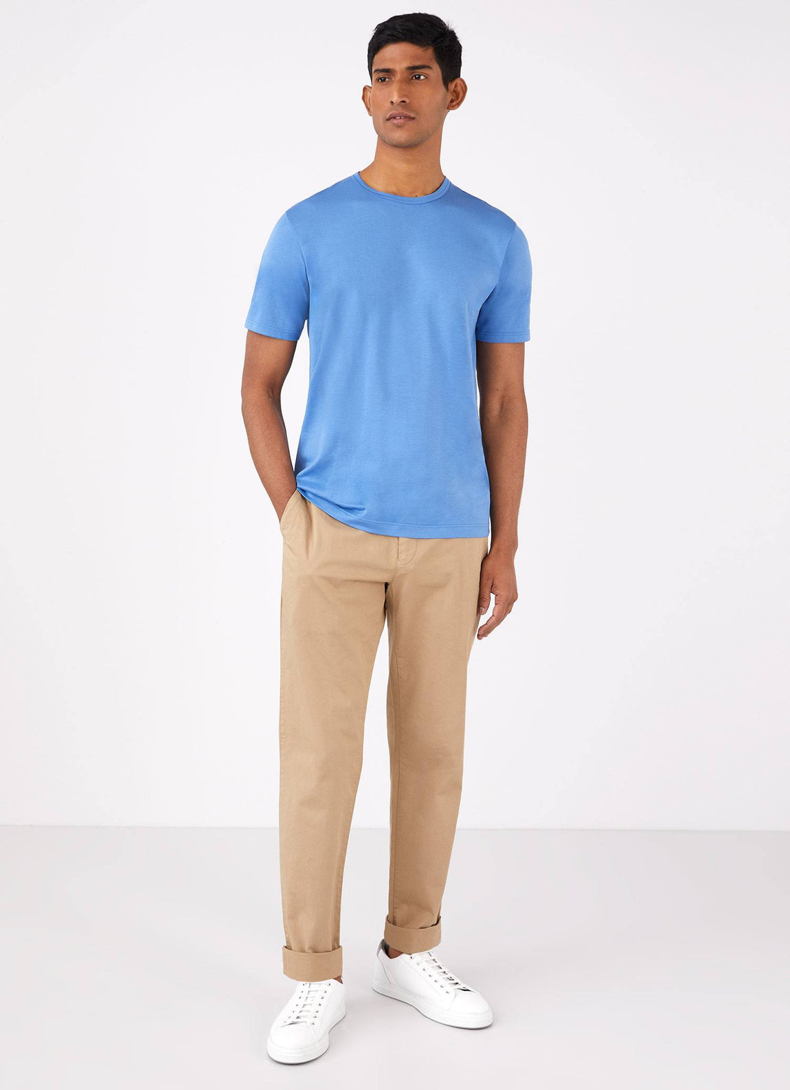 Men's Classic T-shirt in Lake Blue