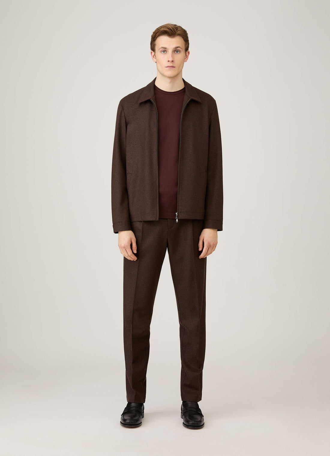 Men's Classic T-shirt in Bakelite