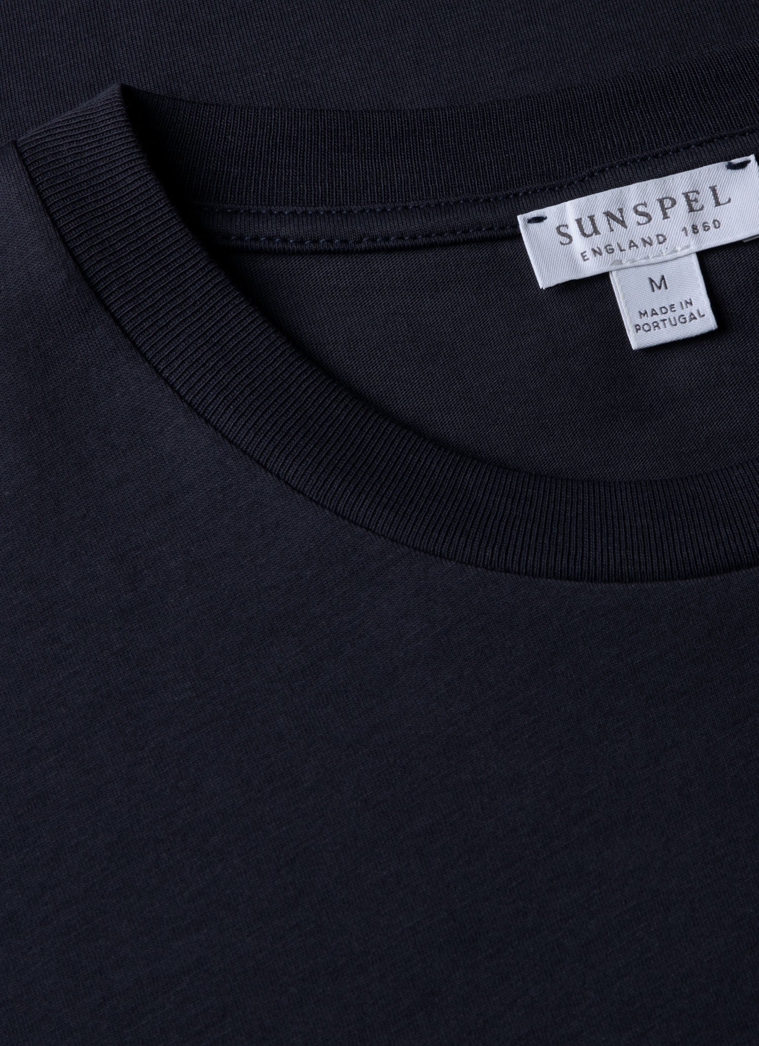 Men's Riviera Midweight T-shirt in Midnight Navy