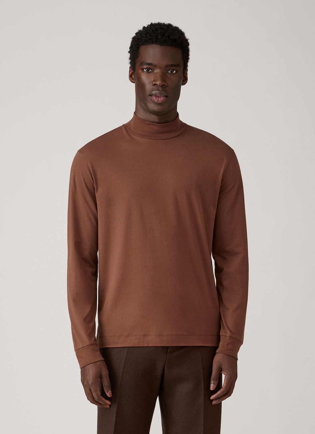 Men's Long Sleeve Brushed Cotton Mock Neck T-shirt in Chestnut