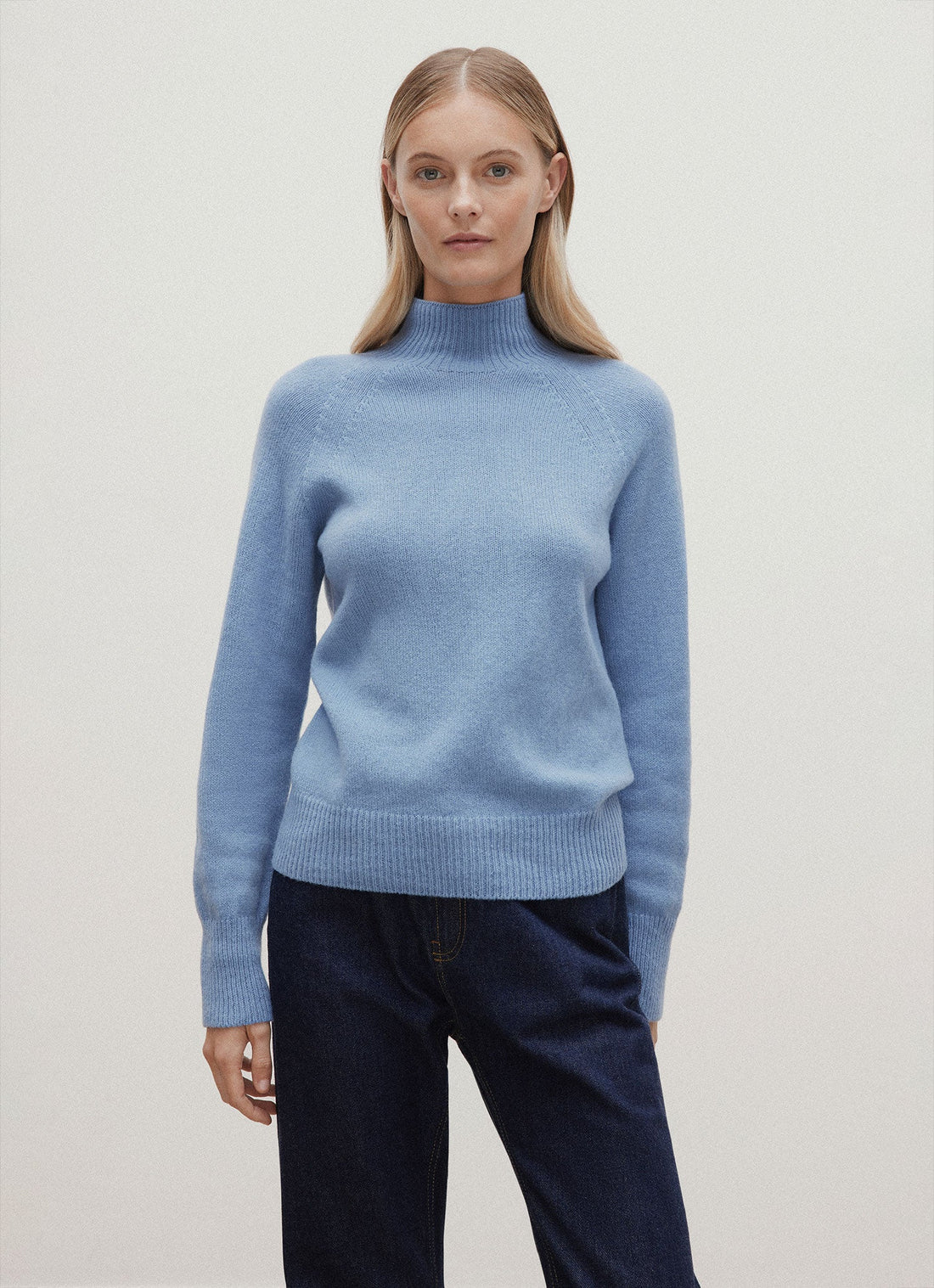 Women's Lambswool Funnel Neck Jumper in Studio Blue