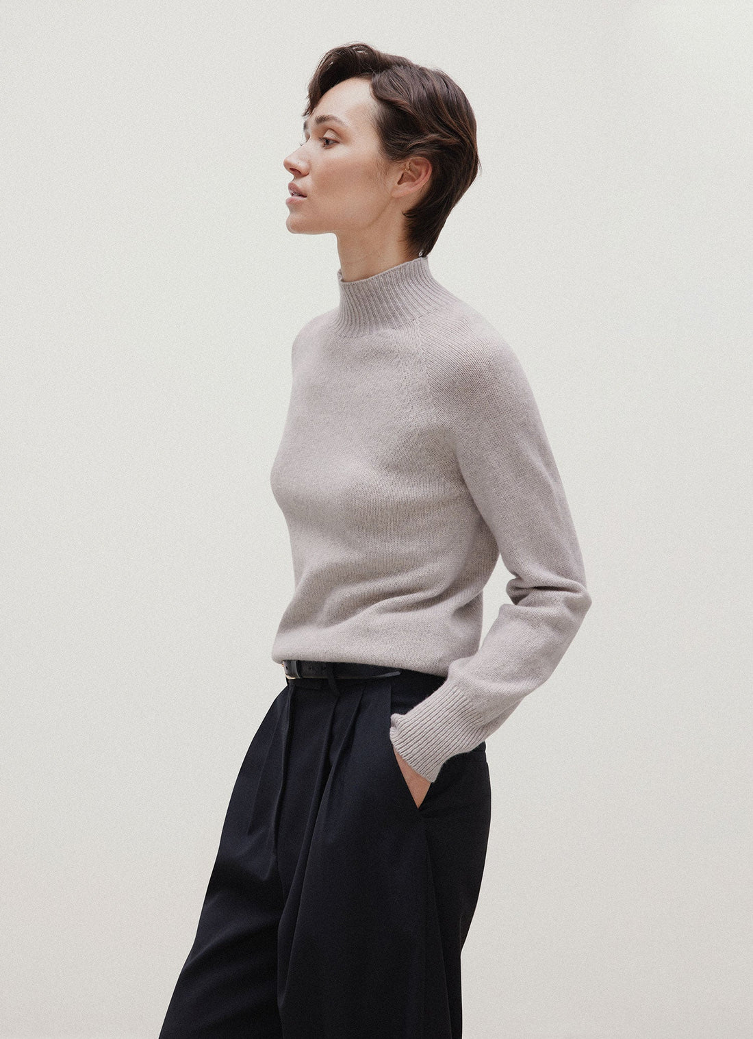 Women's Lambswool Funnel Neck Jumper in Dove Grey Melange