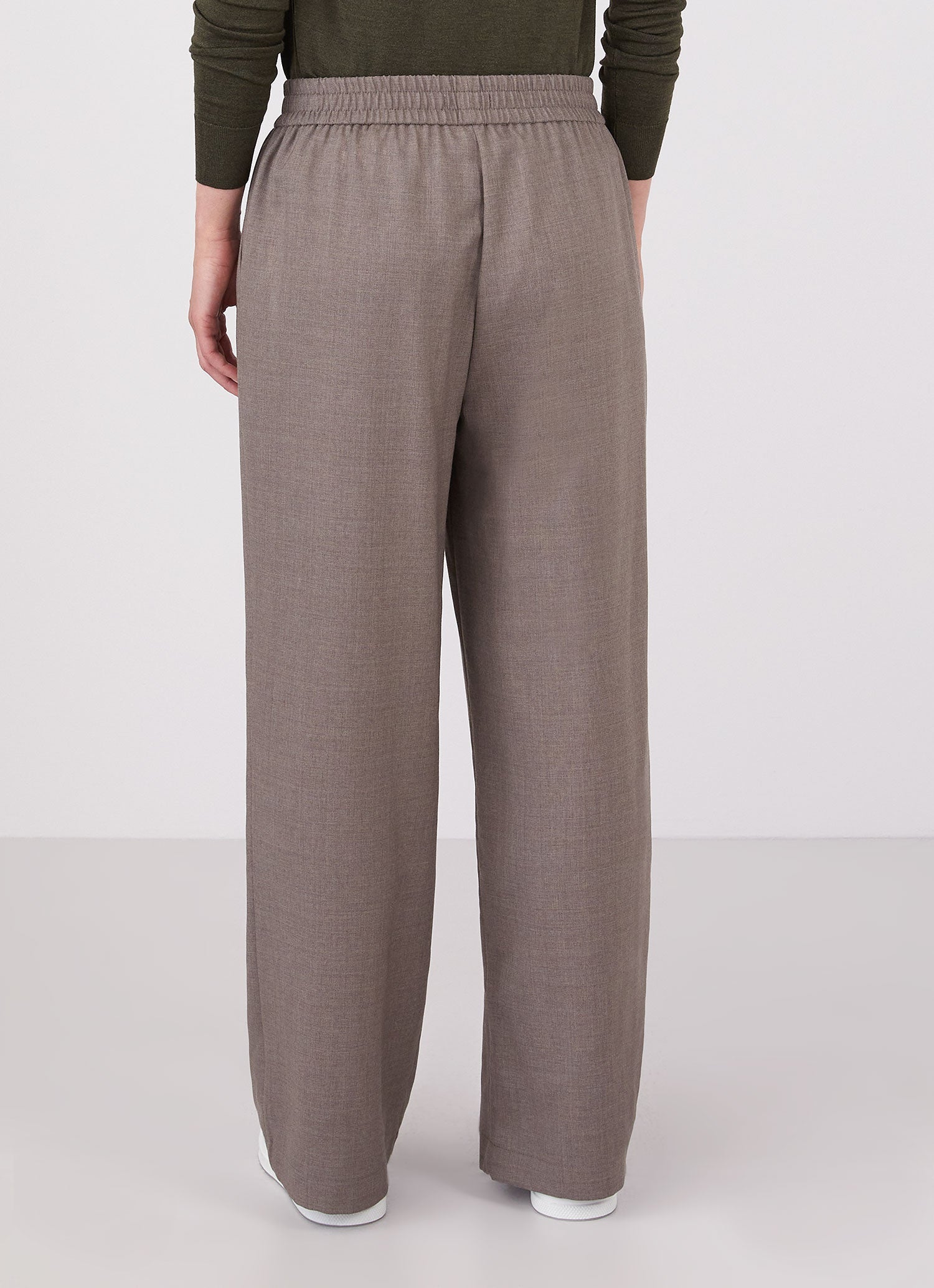 Women's Wide Leg Trouser in Grey Taupe
