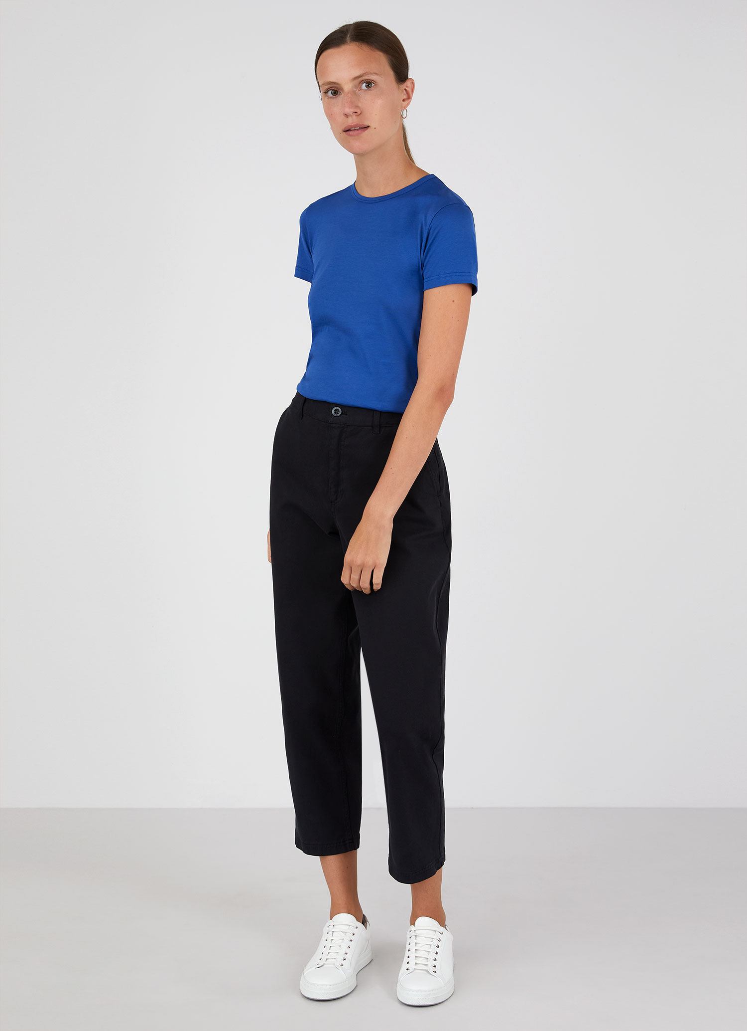 Women's Classic T-shirt in Klein