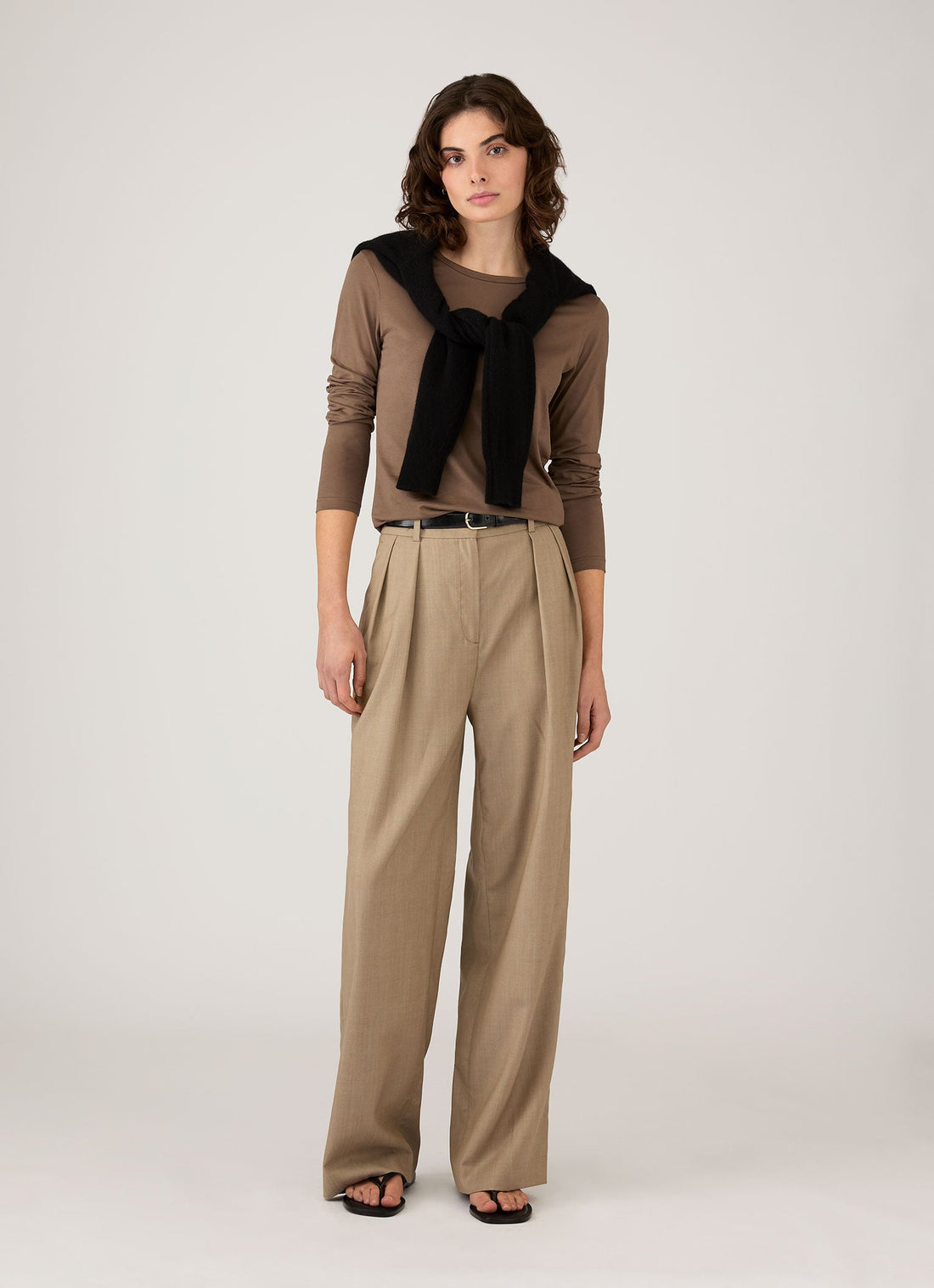 Women's Long Sleeve Classic T-shirt in Dark Cedar