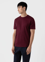 Men's Classic T-shirt in Vino