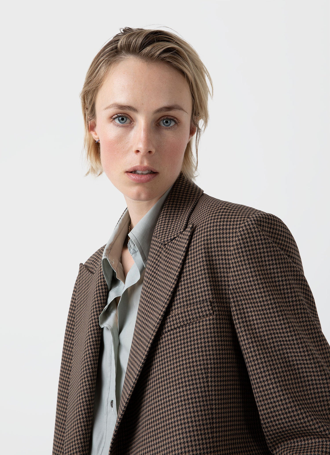 Women's Edie Campbell Double Breasted Blazer in Black/Tan Check