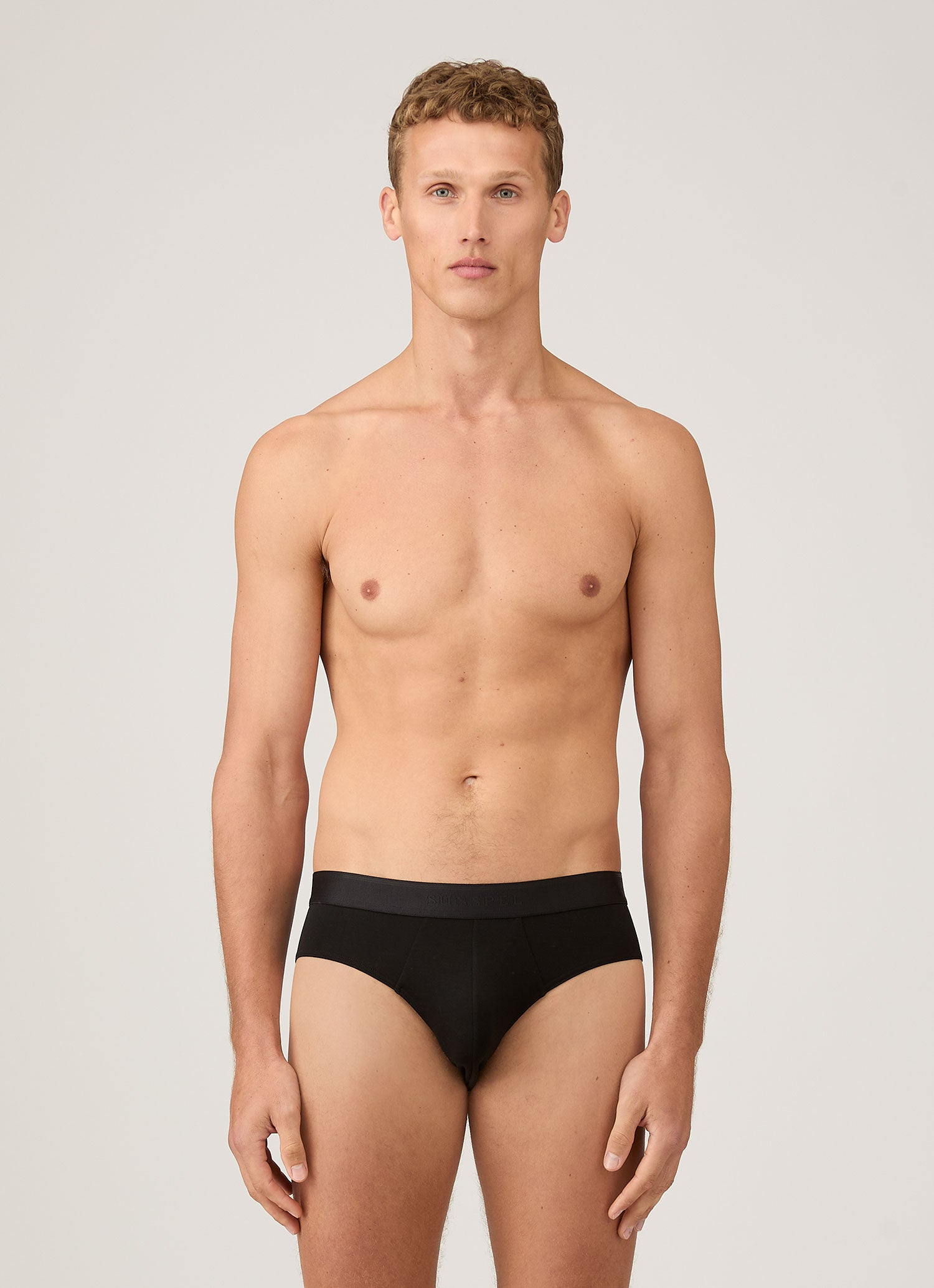 Men's Tencel™ Briefs in Black | Sunspel