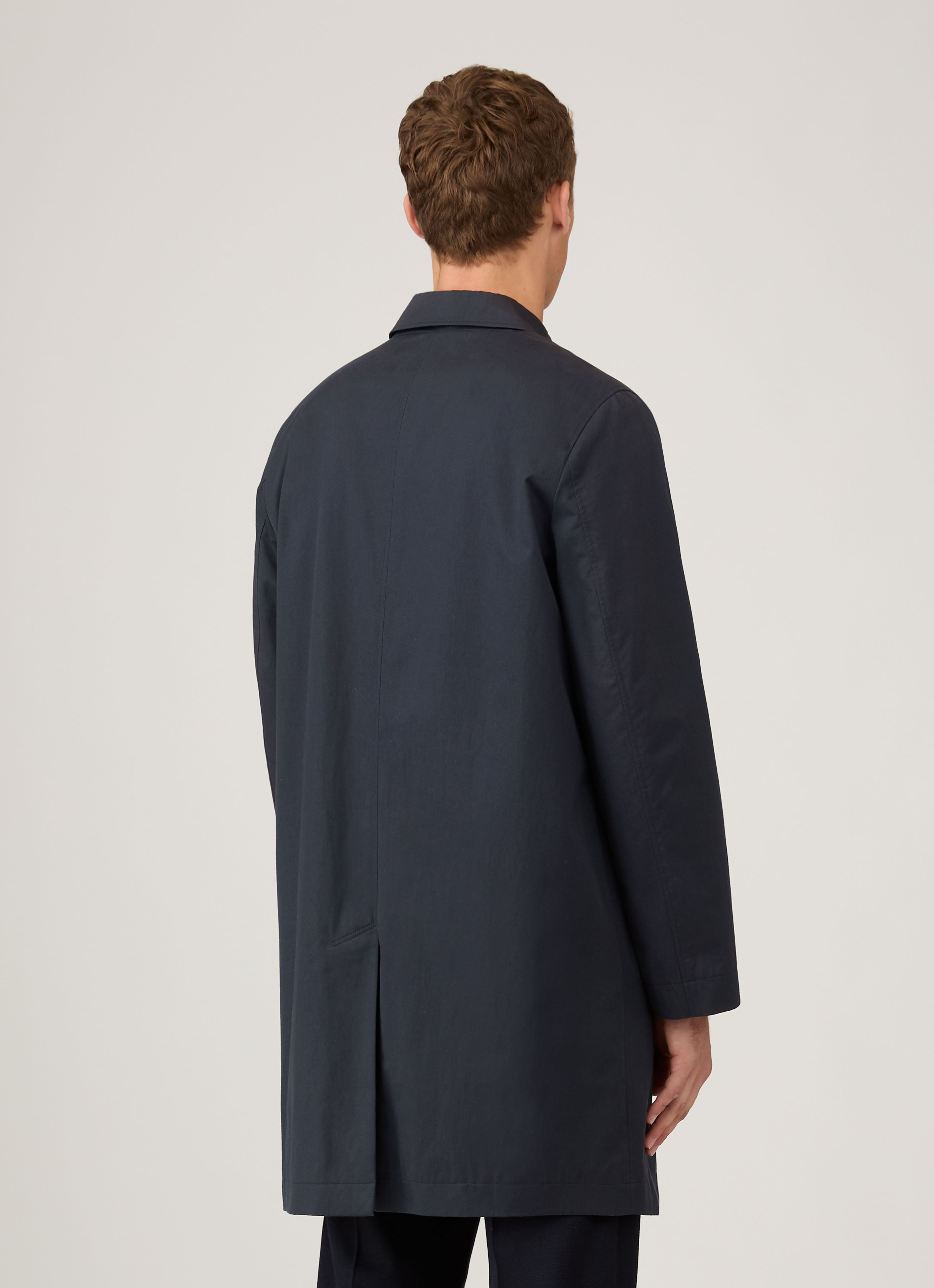 Men's Showerproof Cotton Mac in Navy | Sunspel