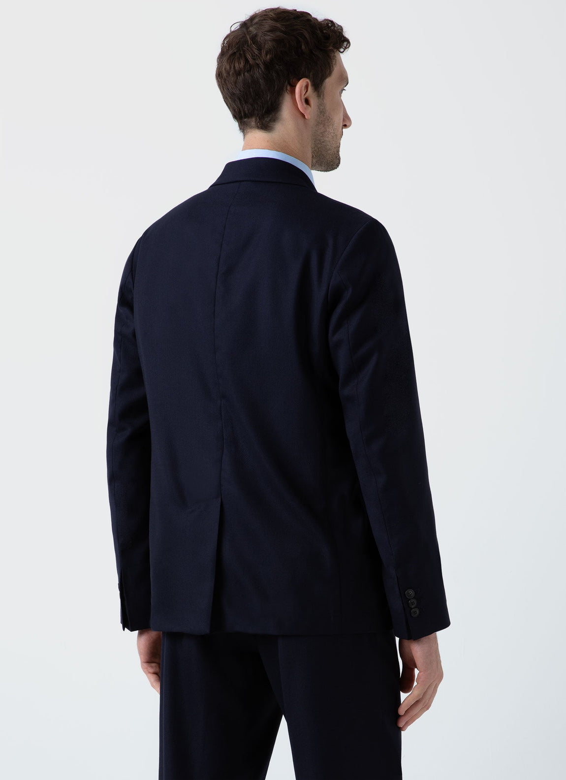 Men's Travel Wool Blazer in Navy