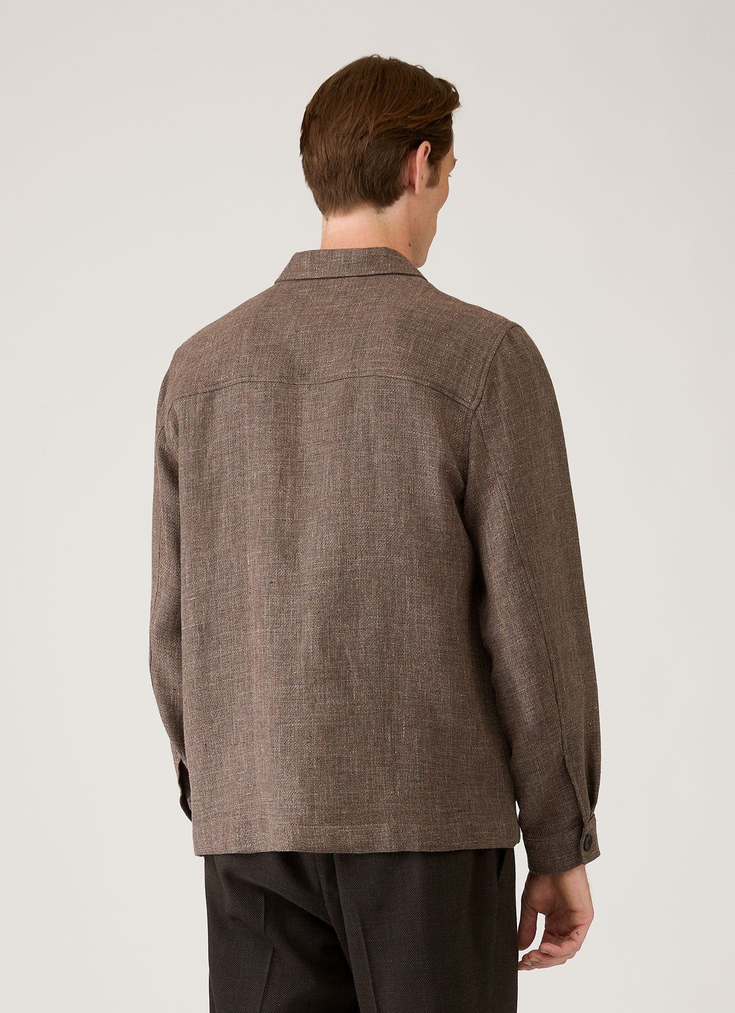 Men's Cotton Linen Twill Twin Pocket Jacket in Dark Cedar | Sunspel