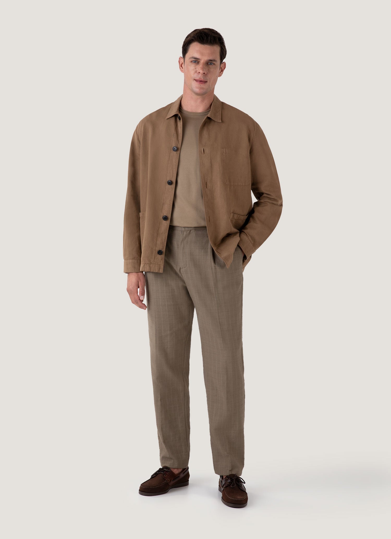 Men's Cotton Linen Twin Pocket Jacket in Dark Tan | Sunspel