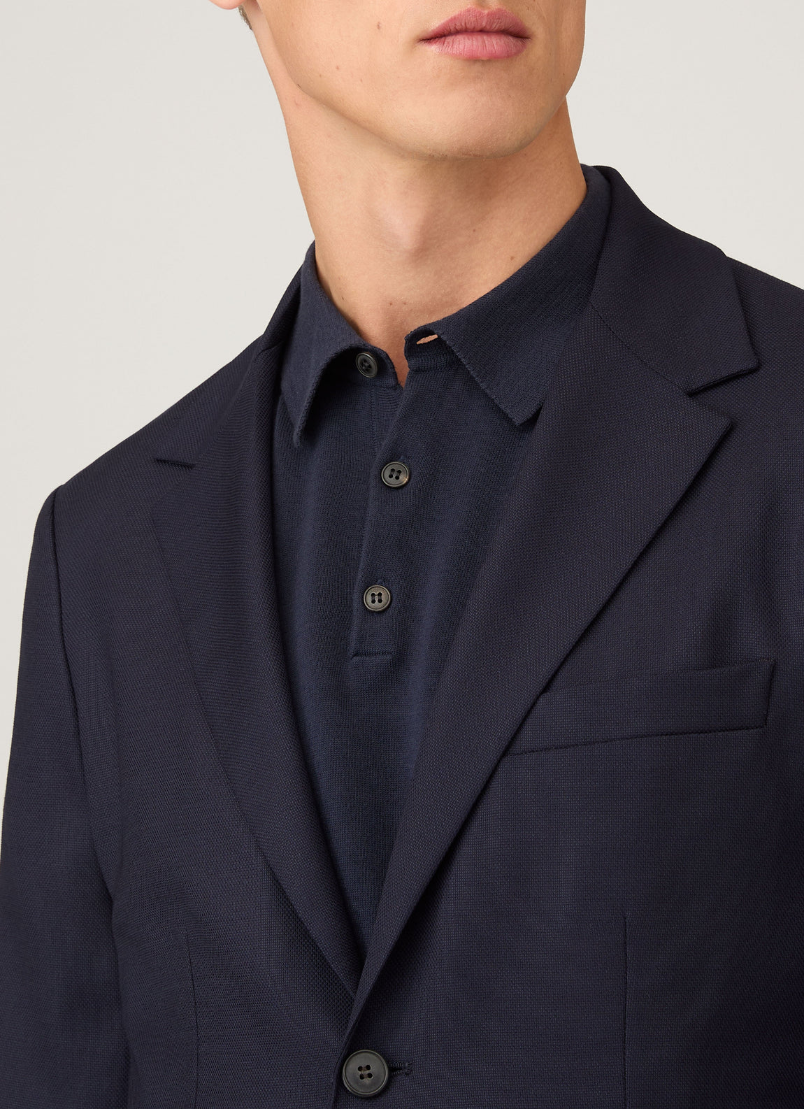 Men's Lightweight Travel Wool Blazer in Navy