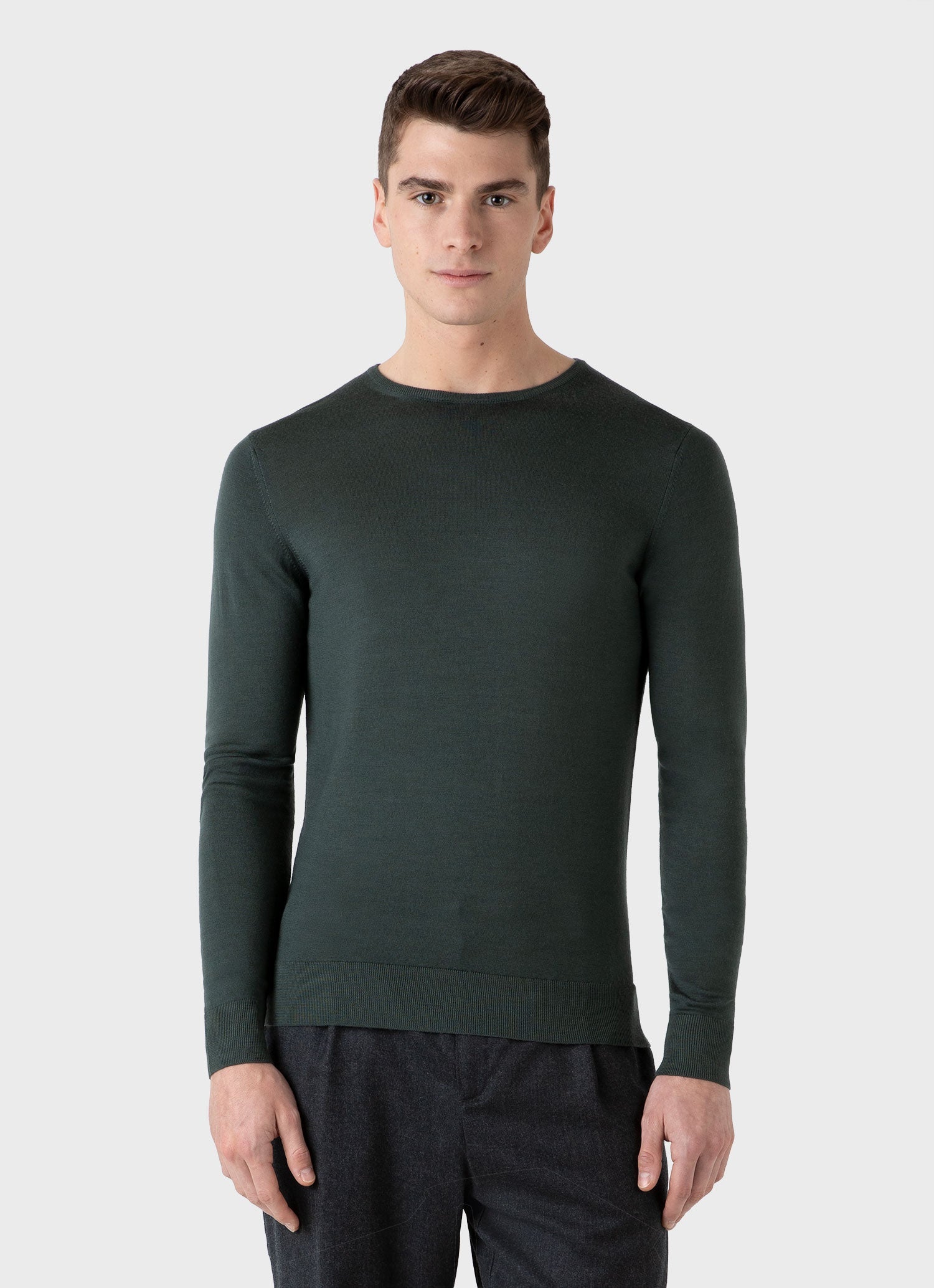 Men's Extra-Fine Merino Crew Neck in Drill Green | Sunspel