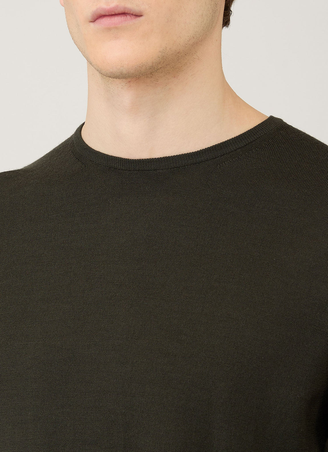 Men's Extra-Fine Merino Crew Neck in Dark Green