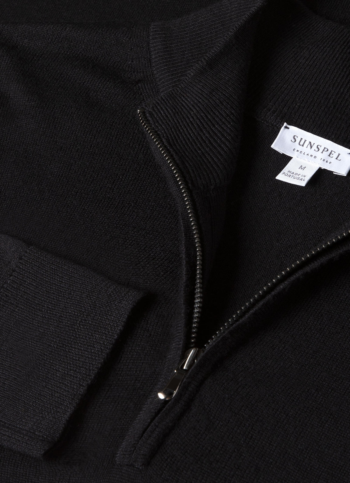 Men's Extra-Fine Merino Zip Neck in Black