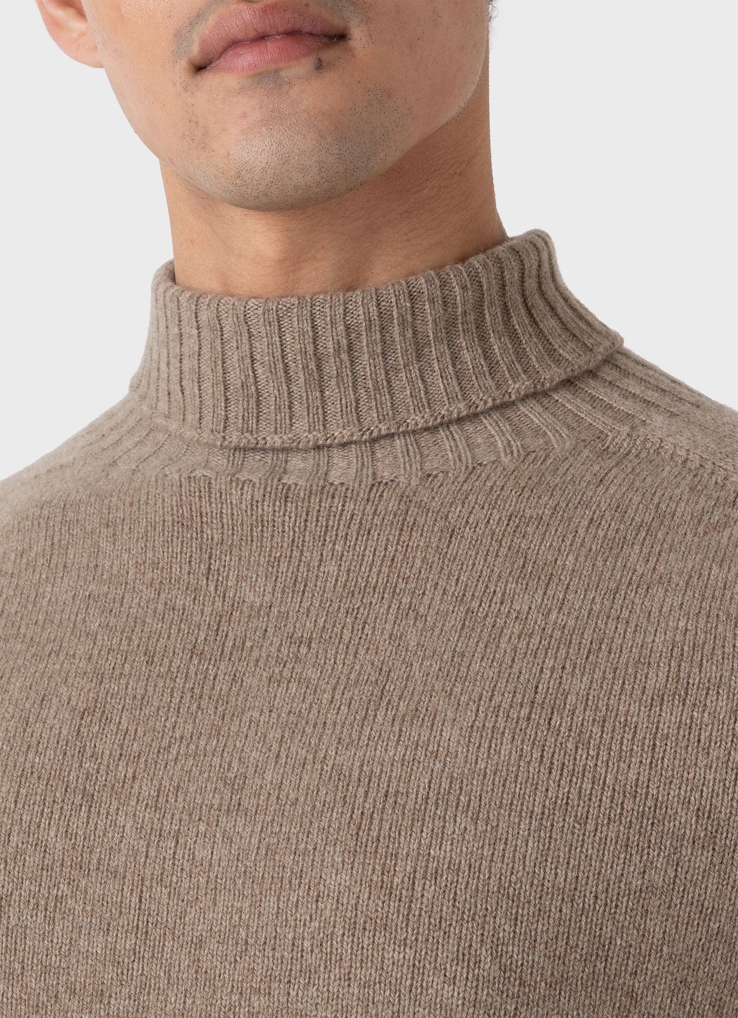 Men's Lambswool Roll Neck in Sandstone