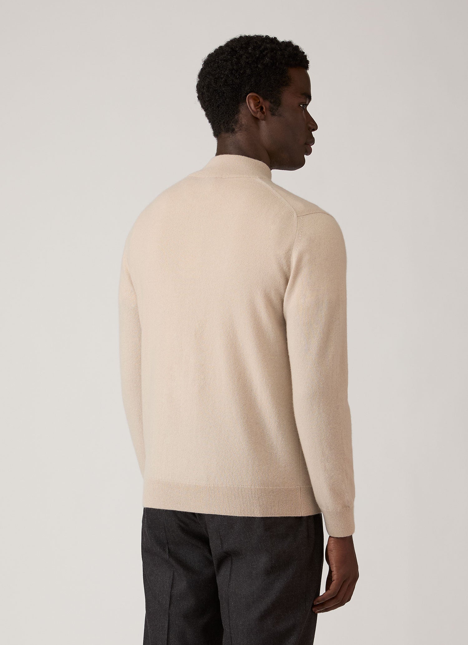 Men's Cashmere Half Zip Jumper in Swansdown | Sunspel