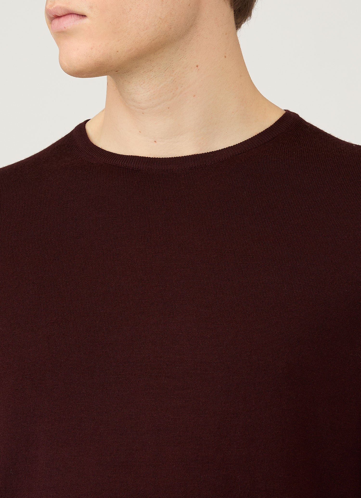 Men's Extra-Fine Merino Jumper in Bakelite