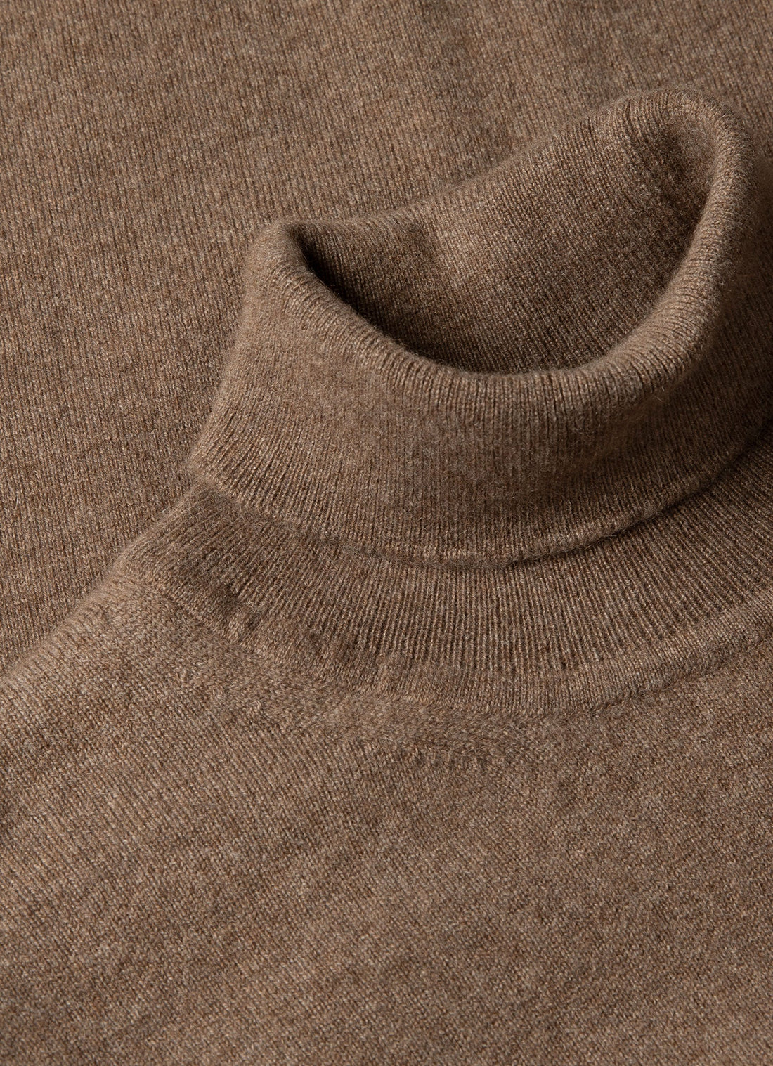 Men's Cashmere Roll Neck Jumper in Taupe