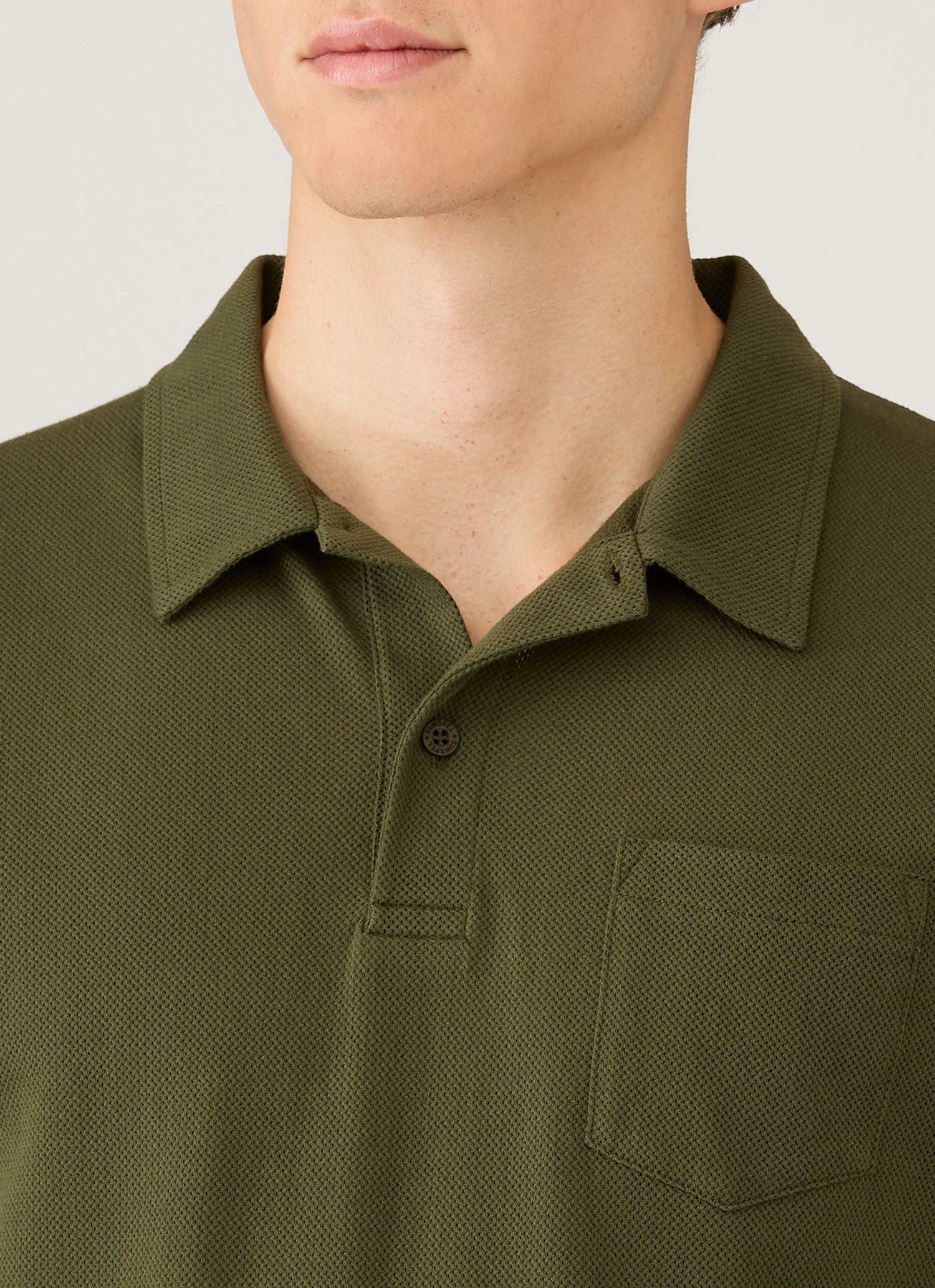 Men's Riviera Polo Shirt in Deep Olive | Sunspel