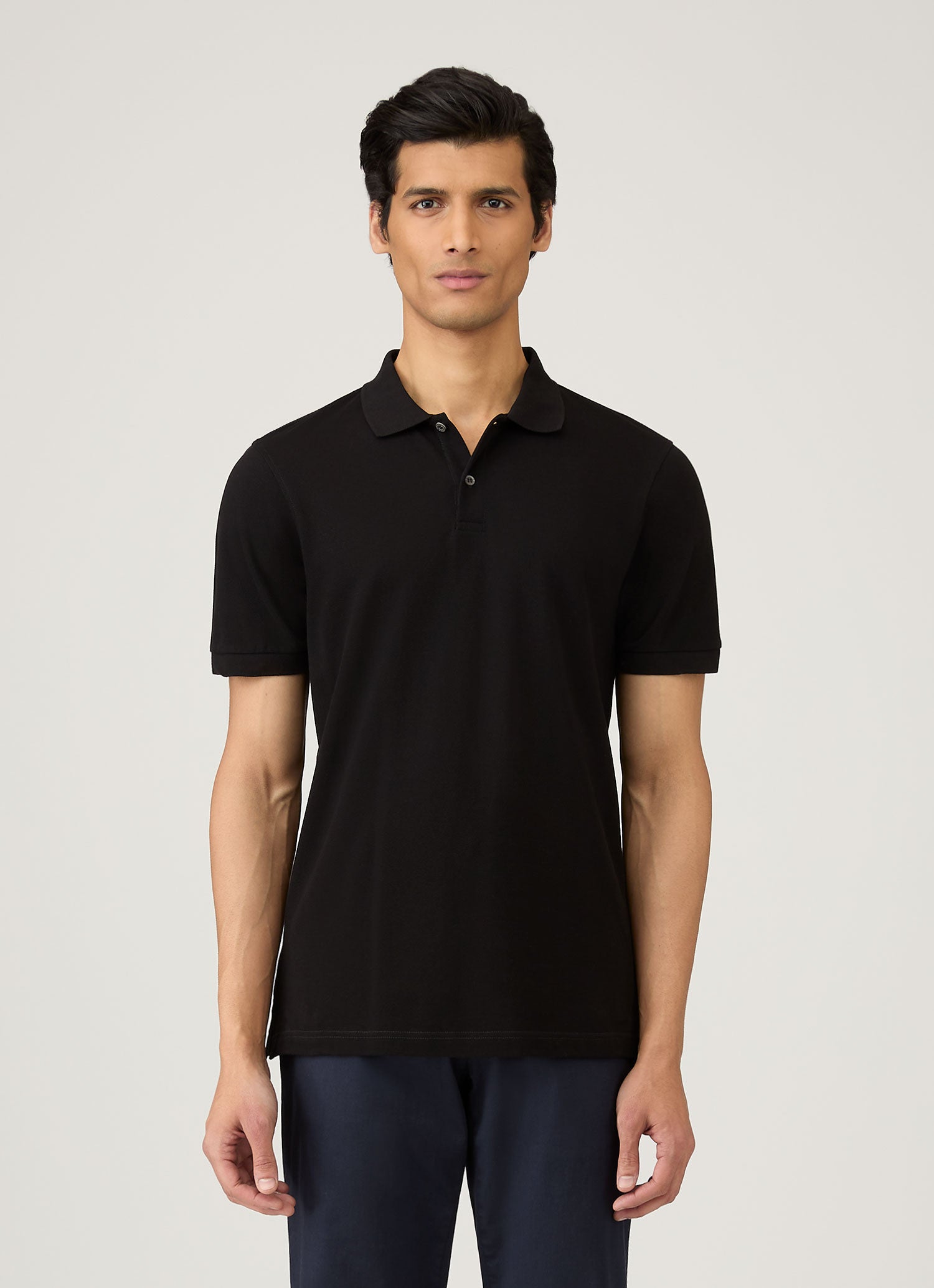 Men's Piqué Polo Shirt in Black | Sunspel