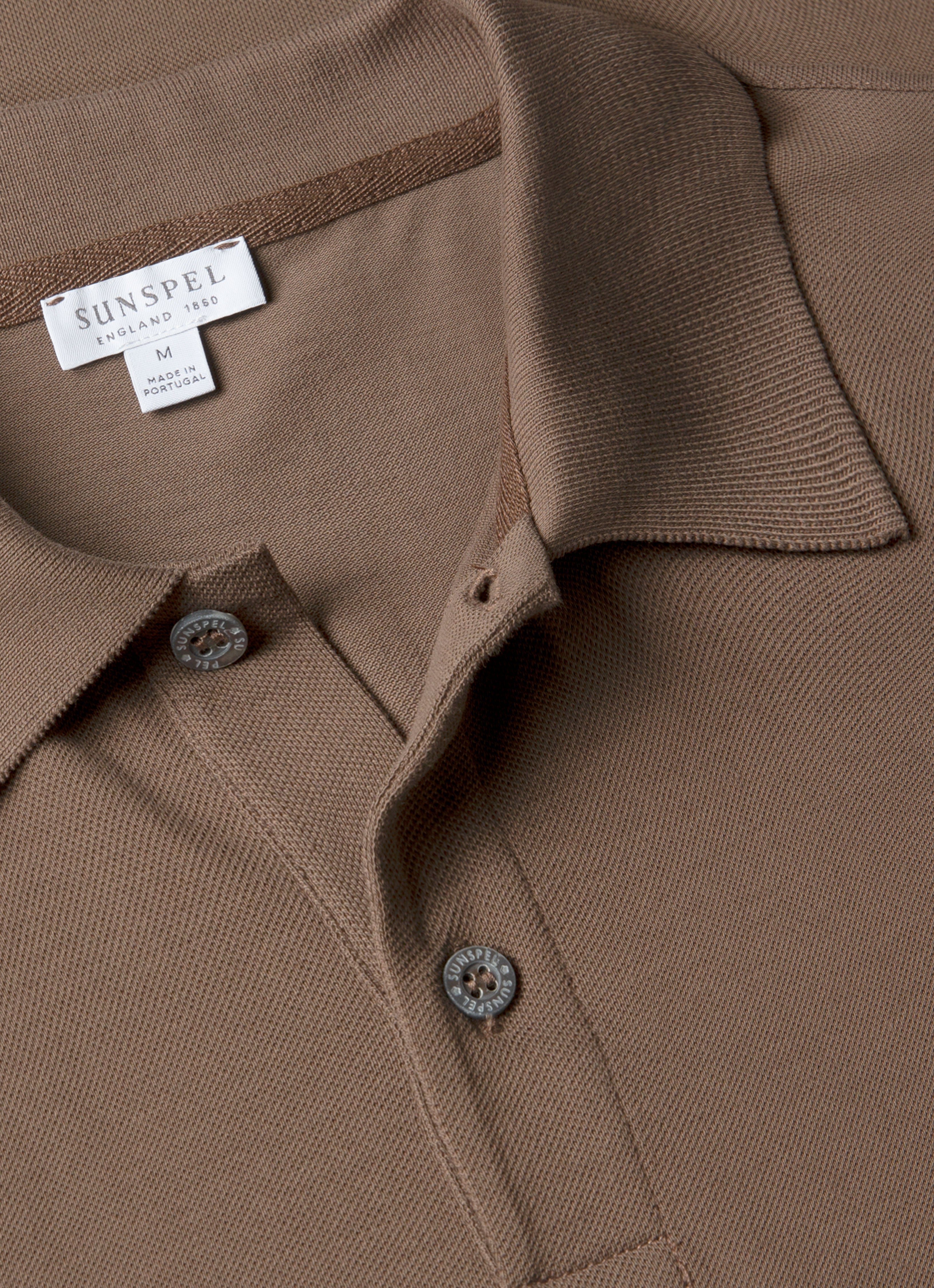 Men's Piqué Polo Shirt in Bark | Sunspel