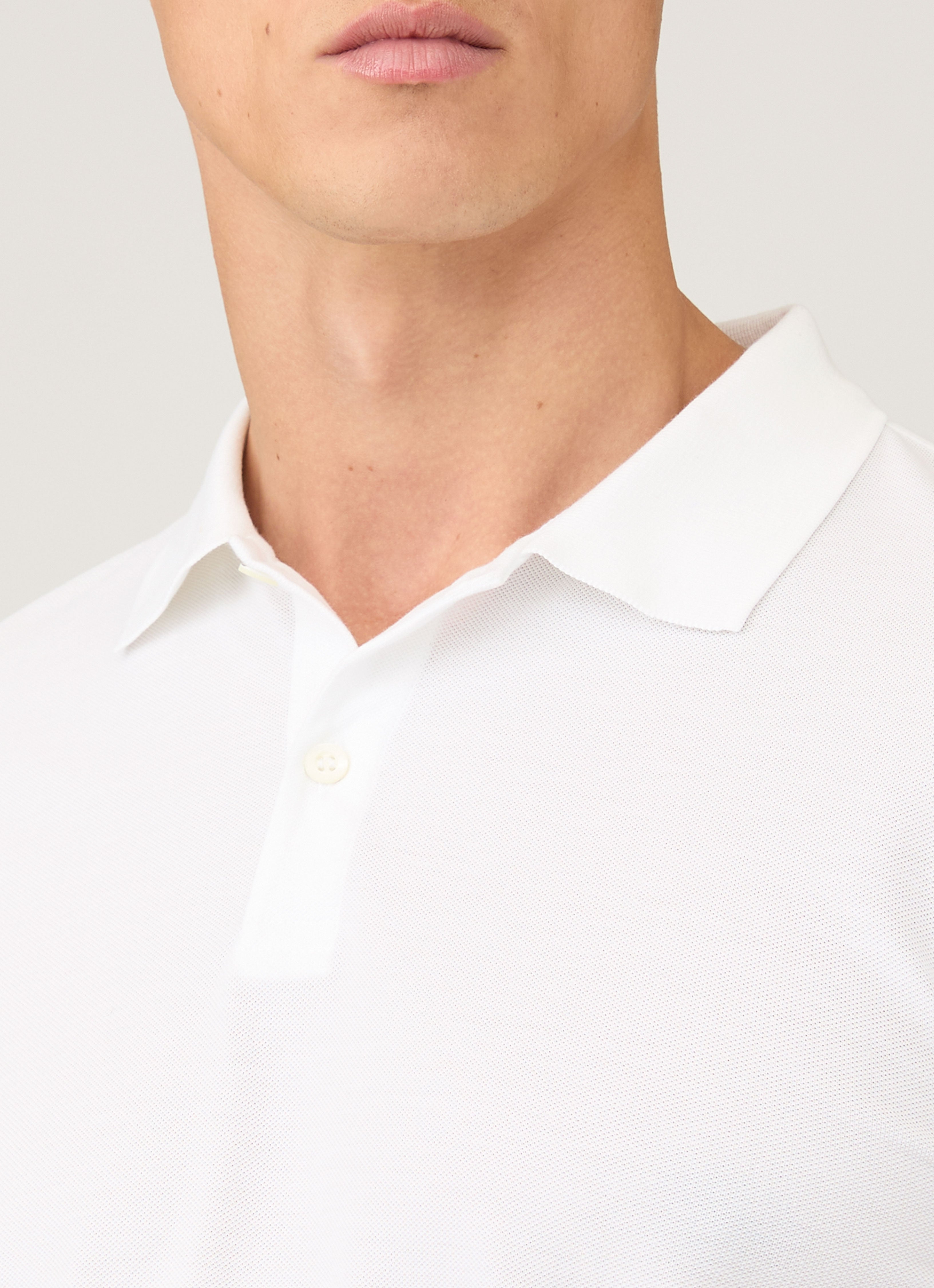 Men's Piqué Polo Shirt in White | Sunspel