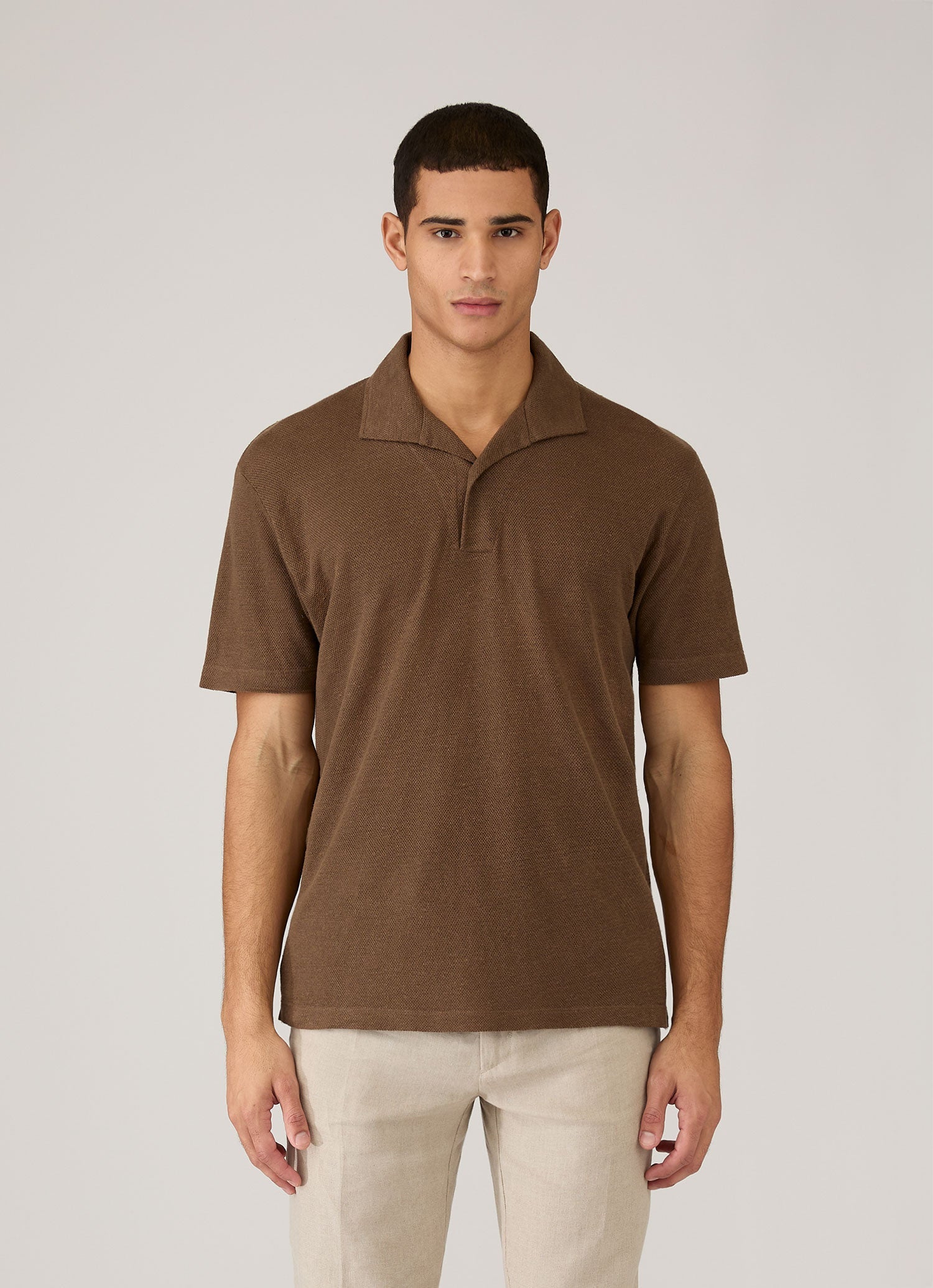 Men's Linen Piqué Polo Shirt in Dark Walnut | Sunspel